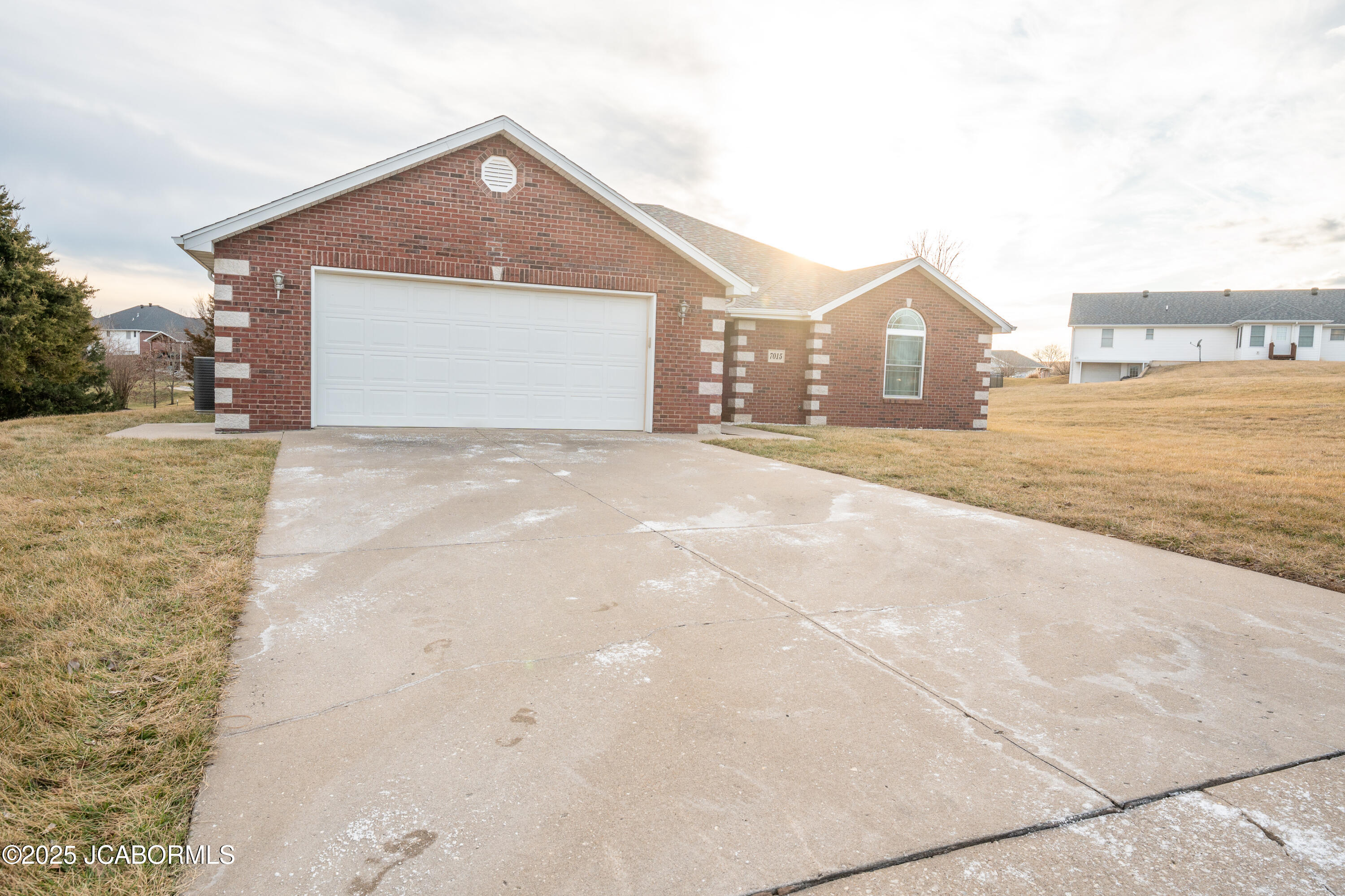 7015 Spring Park Drive Property Photo 1