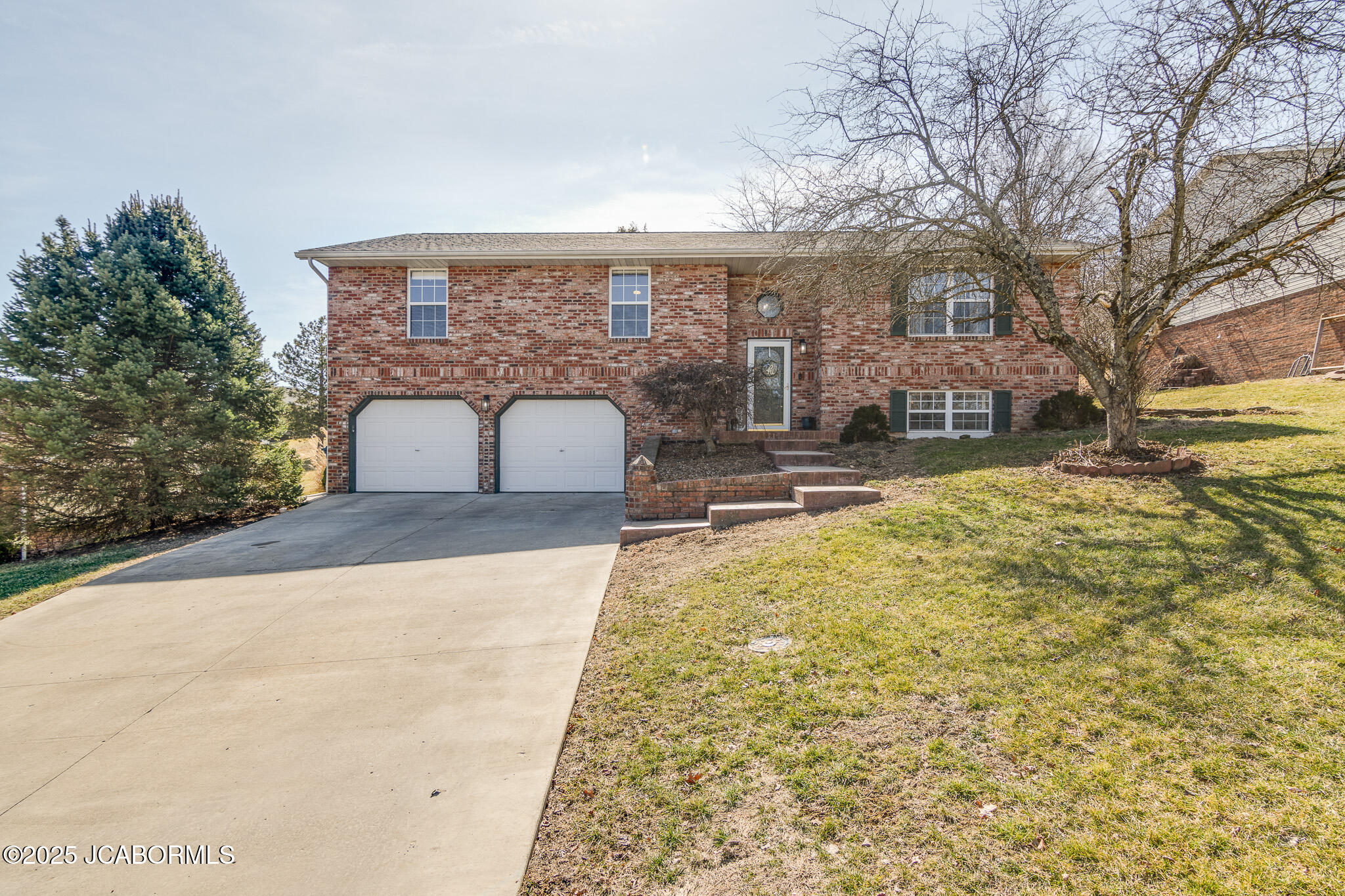 2731 Deardane Drive Property Photo