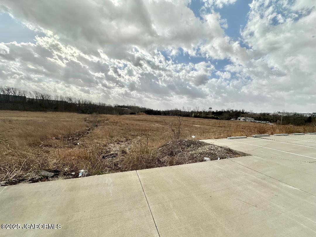 311 Veterans Lane Property Photo 2