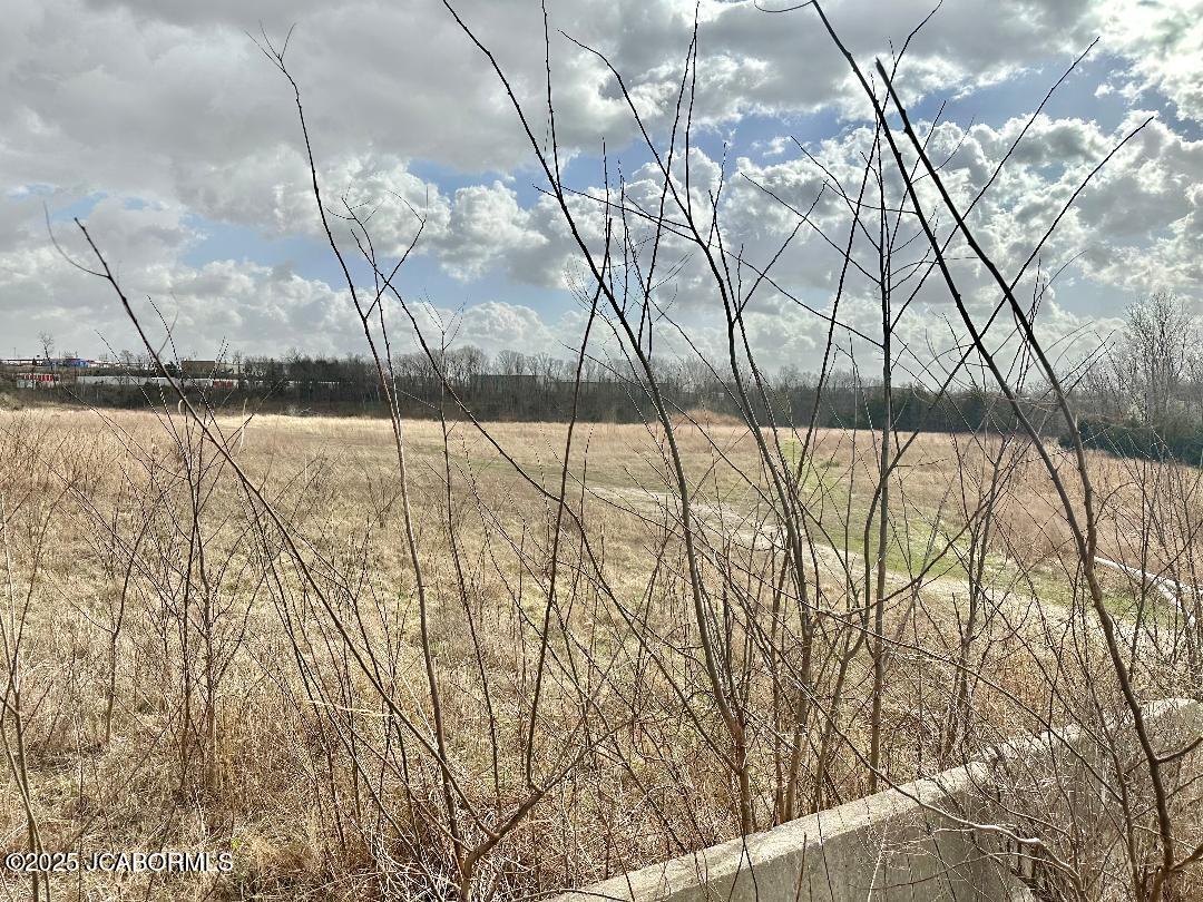 311 Veterans Lane Property Photo 4