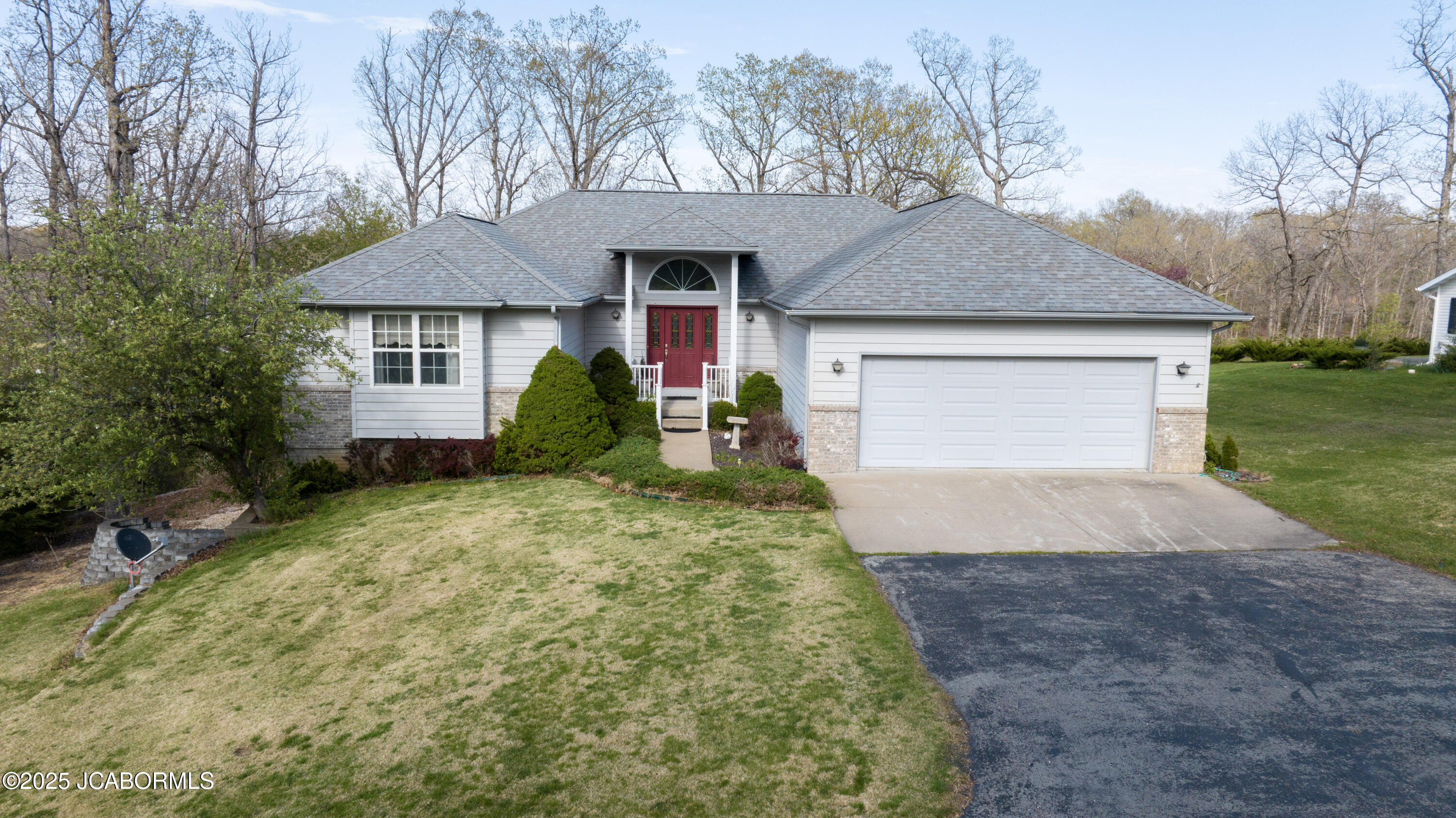 210 Bogey Lane Property Photo 2