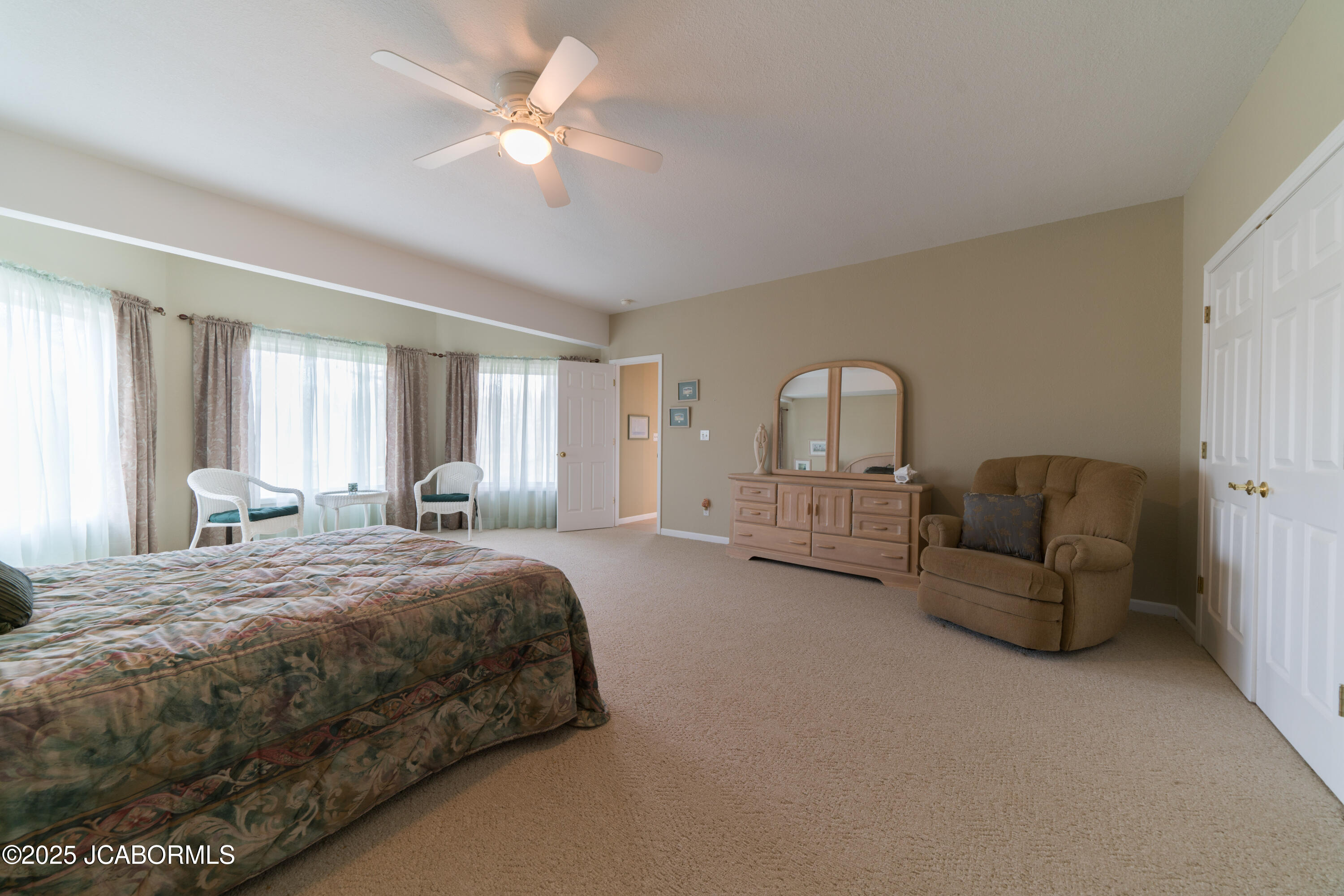210 Bogey Lane Property Photo 34