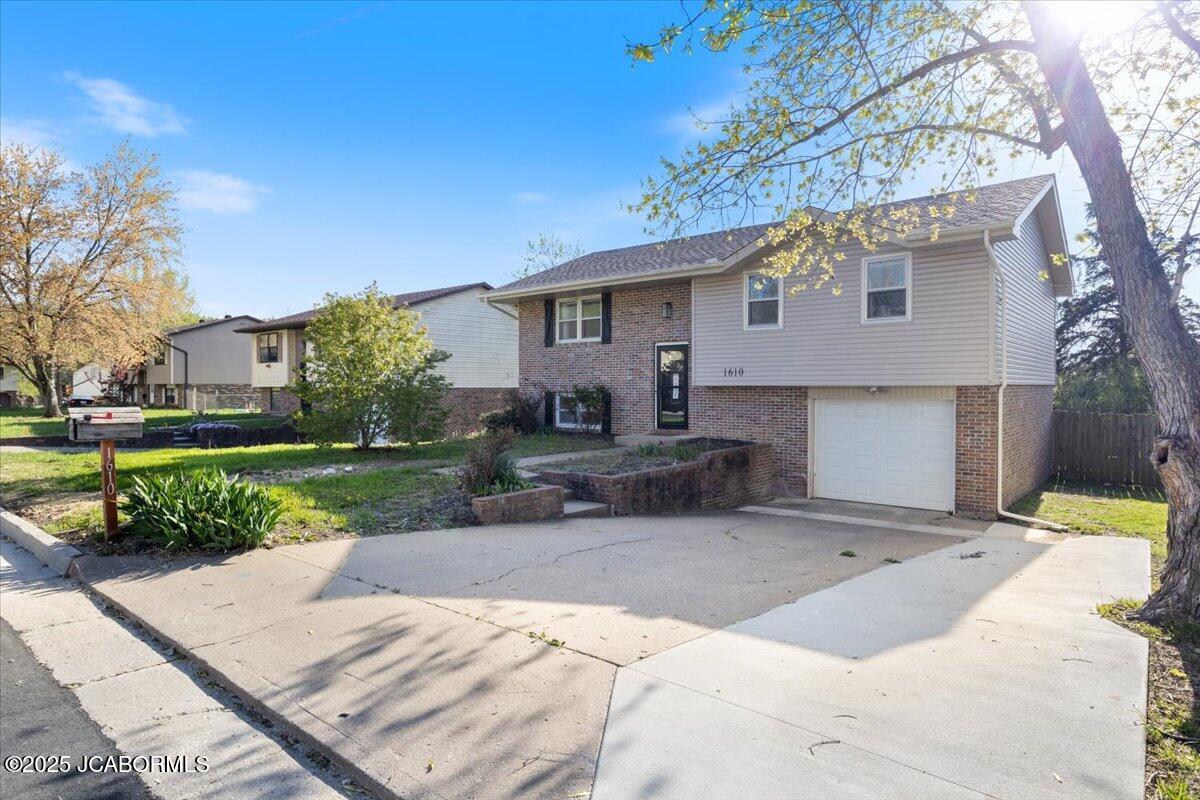 1610 Jasper Lane Property Photo 1