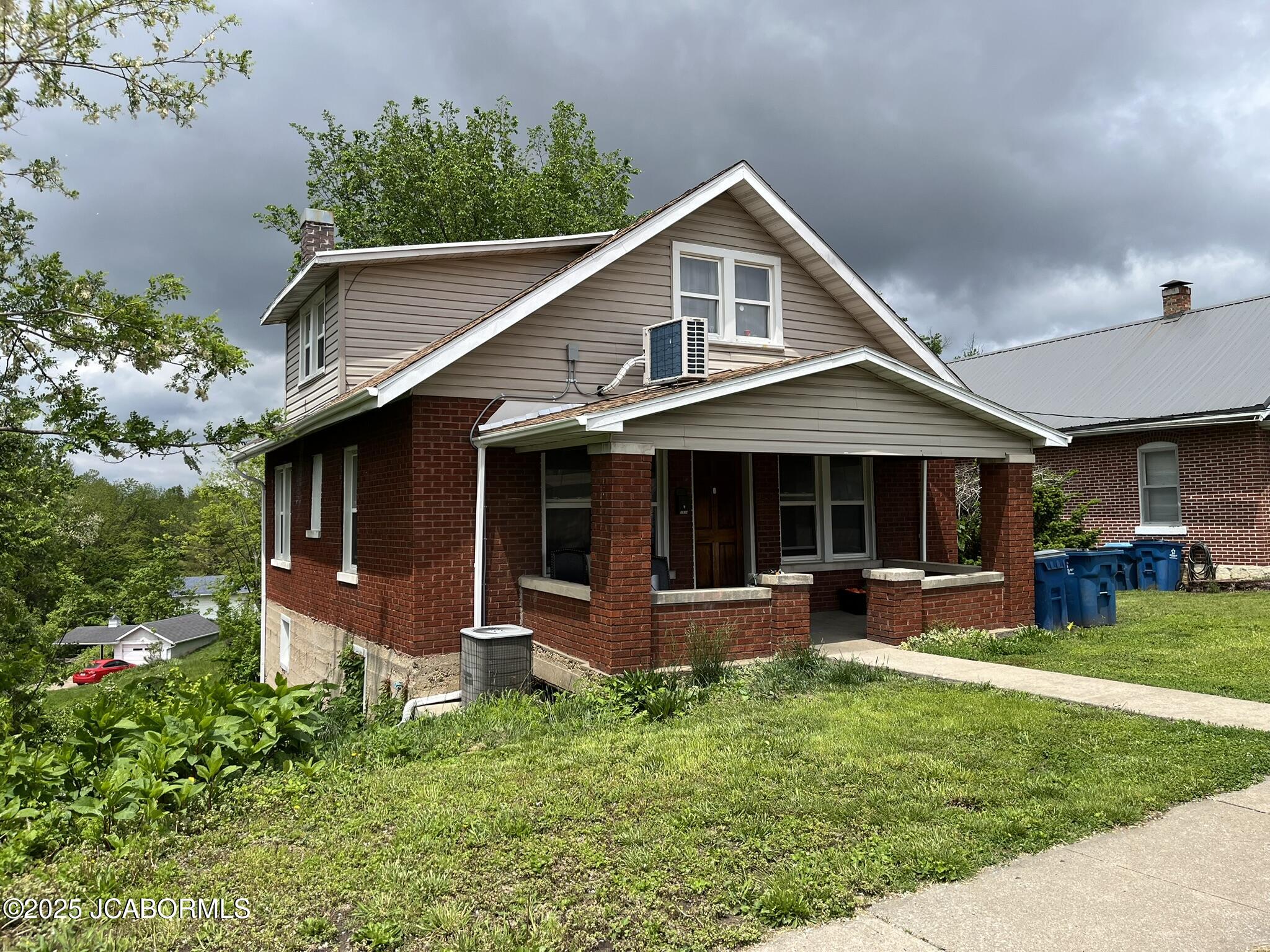 1014 JEFFERSON STREET Property Photo 1