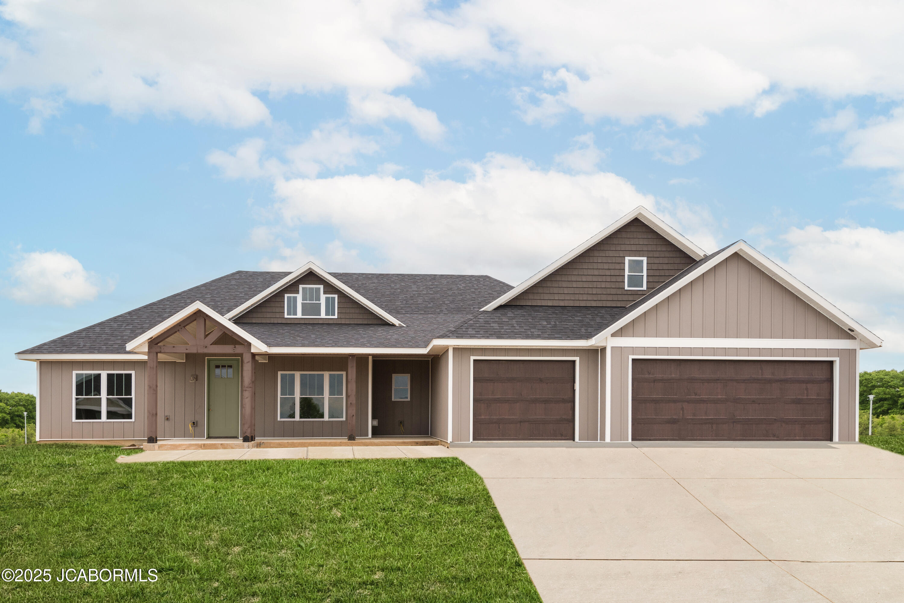 5919 Falcon Crest Lane Property Photo 1