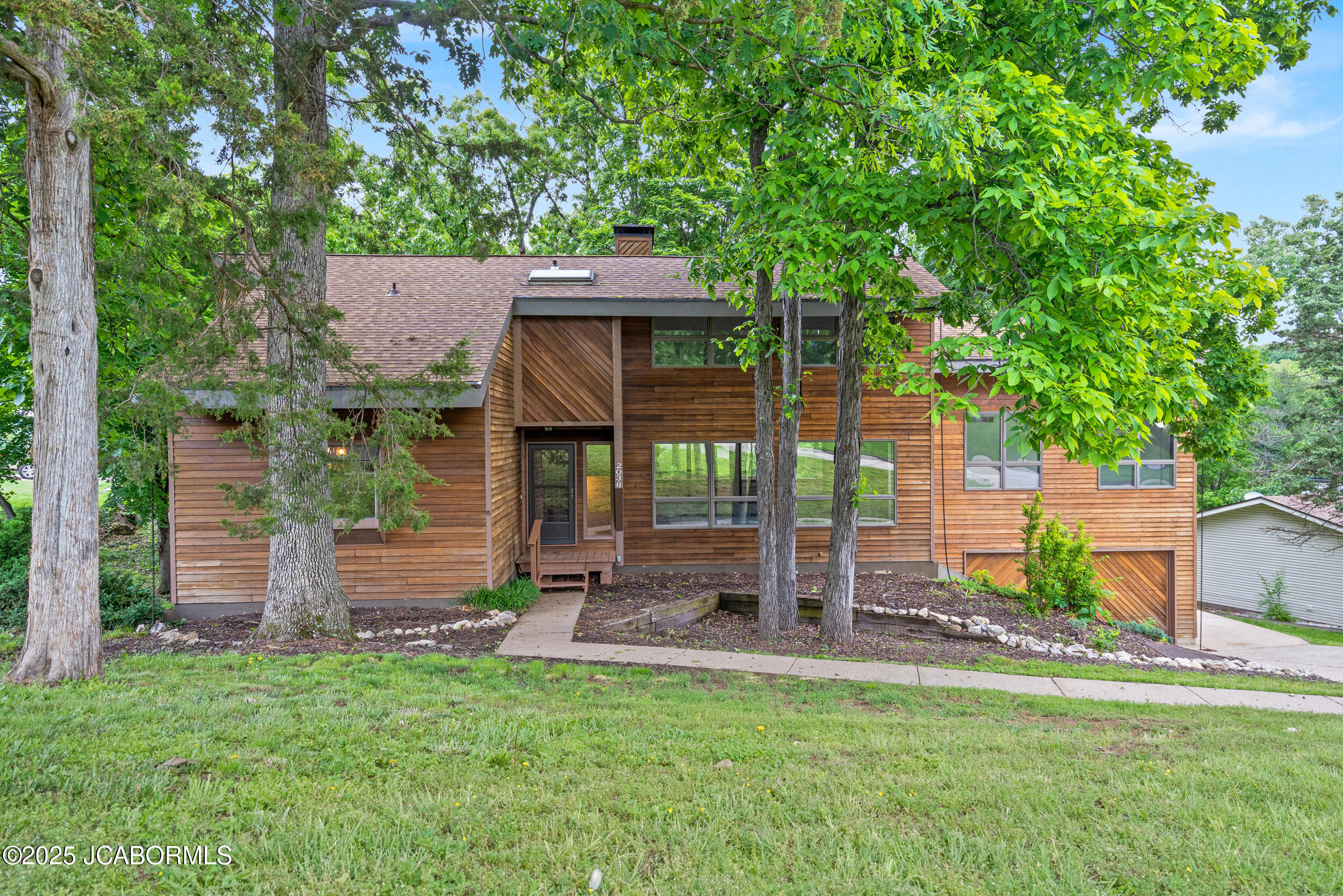 2036 Wendemere Court Property Photo 1