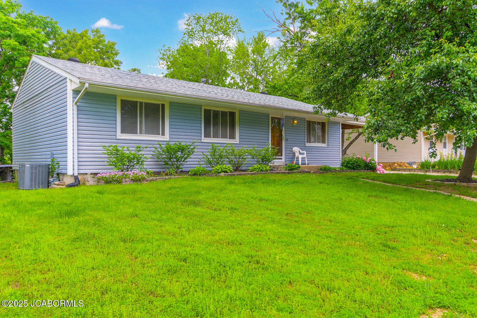 1924 Rolling Hills Drive Property Photo 1