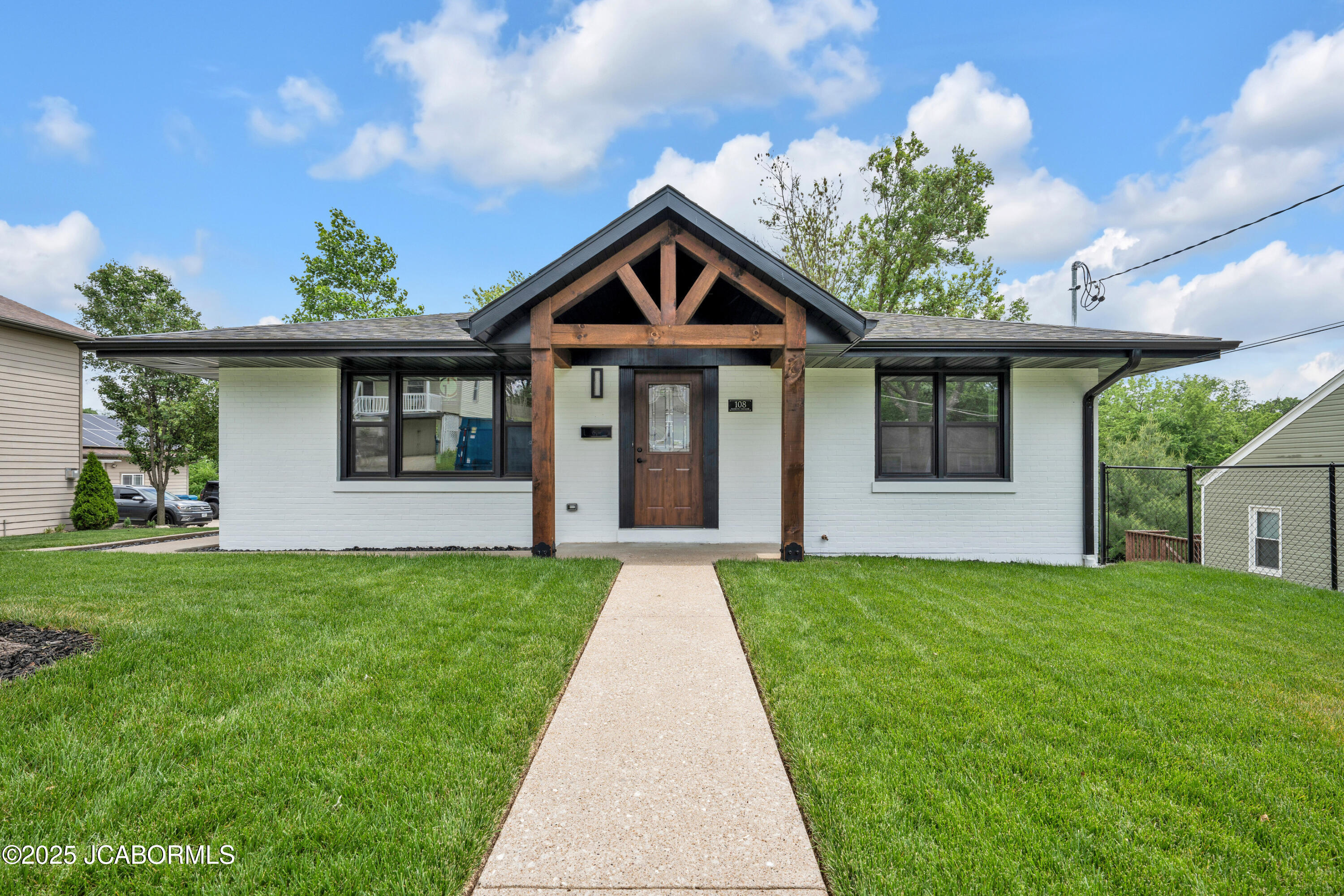 108 Taylor Street Property Photo 1