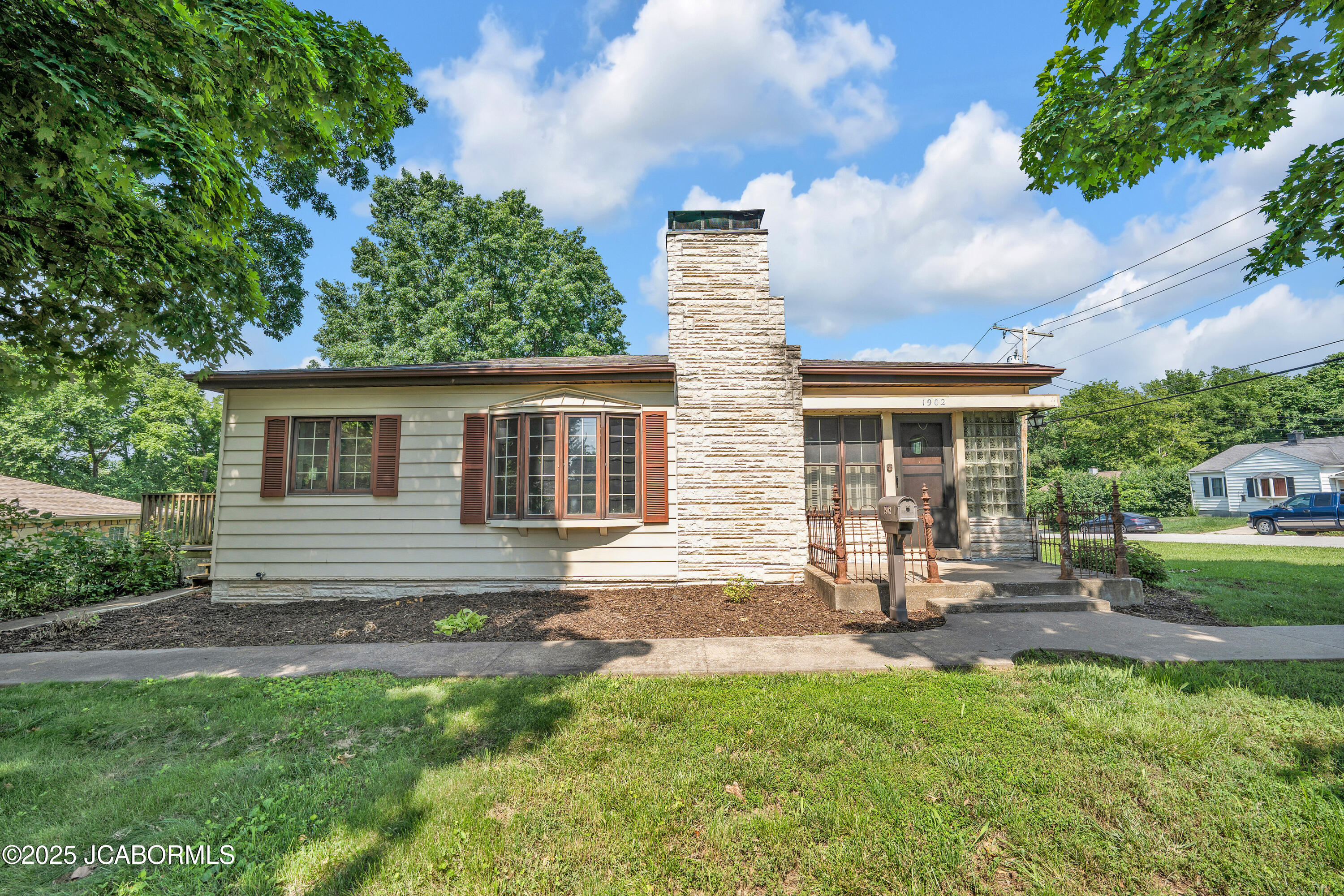 1902 Green Berry Road Property Photo 1