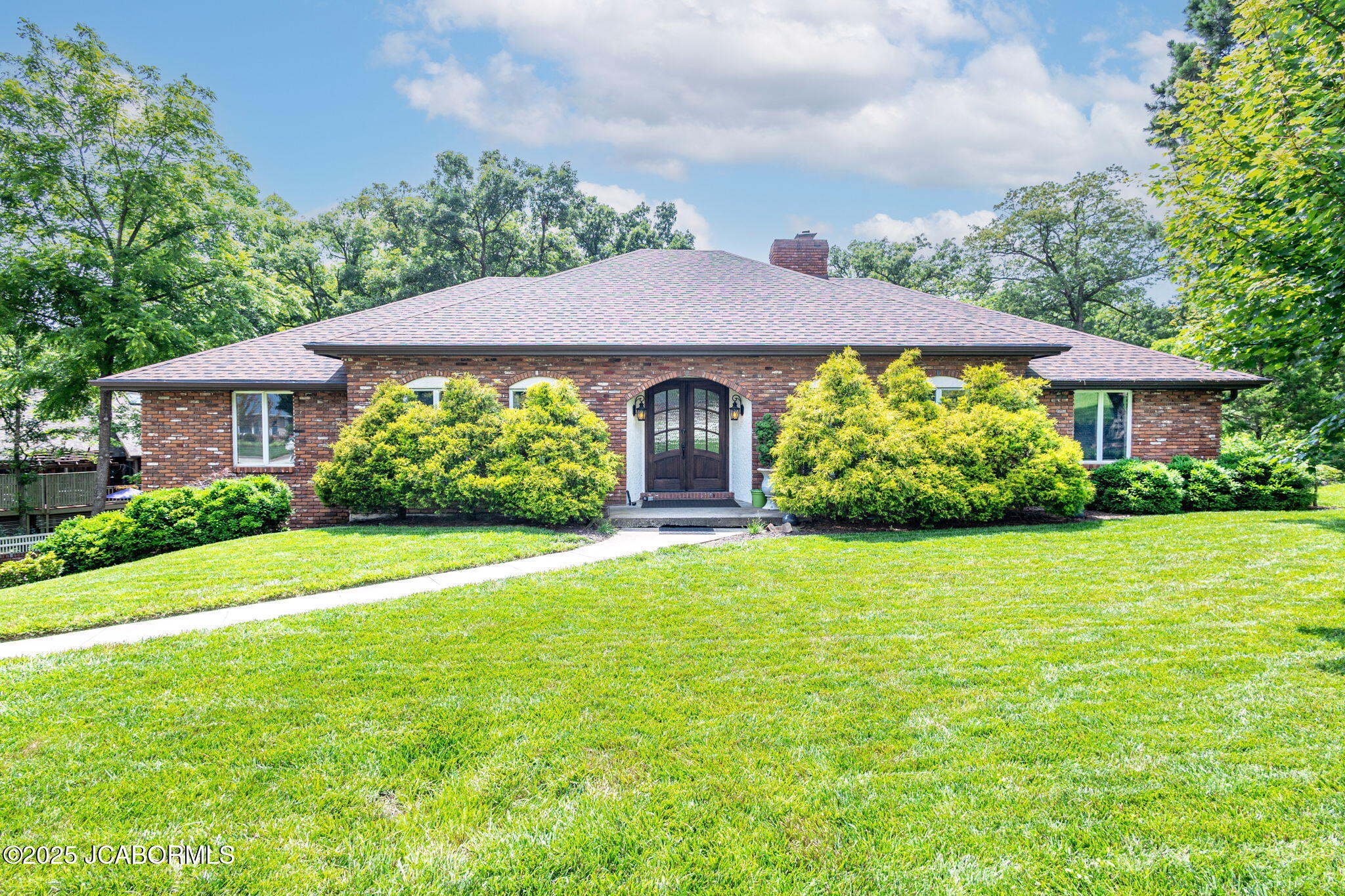 410 Brookwood Court Property Photo 1