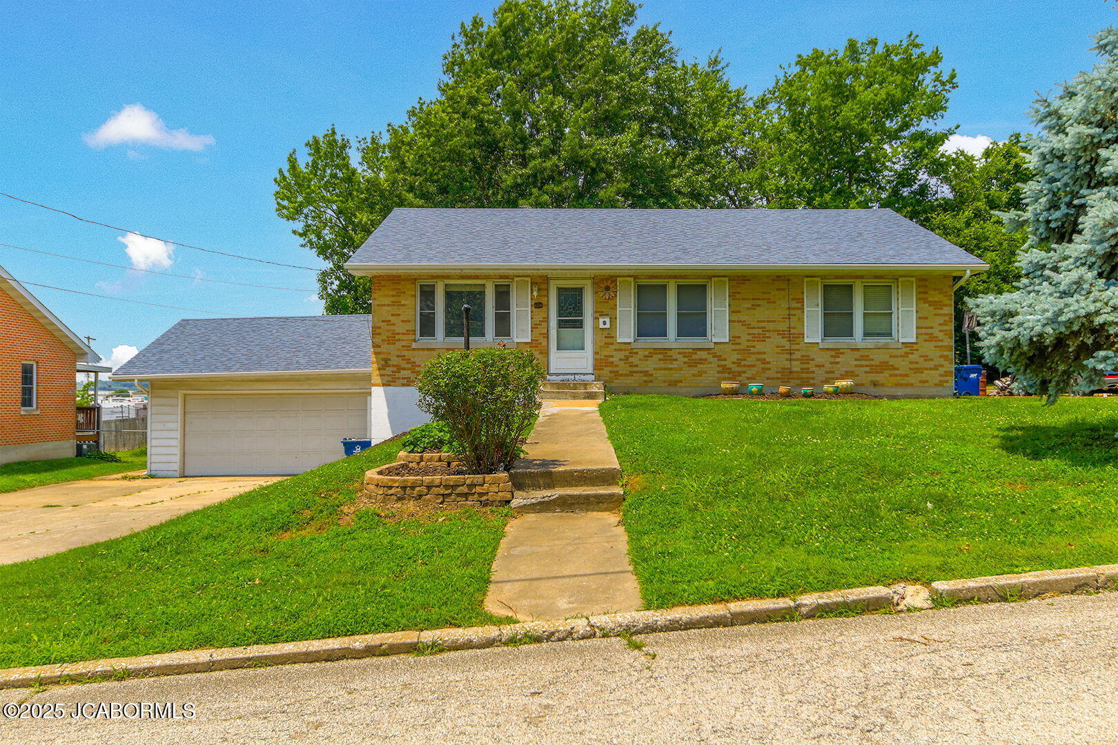 604 Conrad Street Property Photo 1