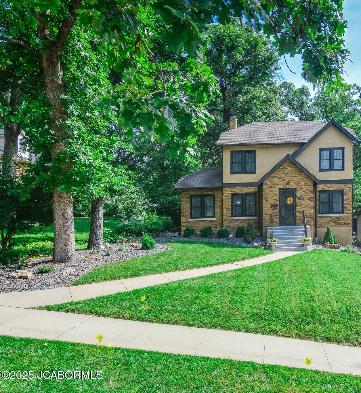 1311 Elmerine Avenue Property Photo 1