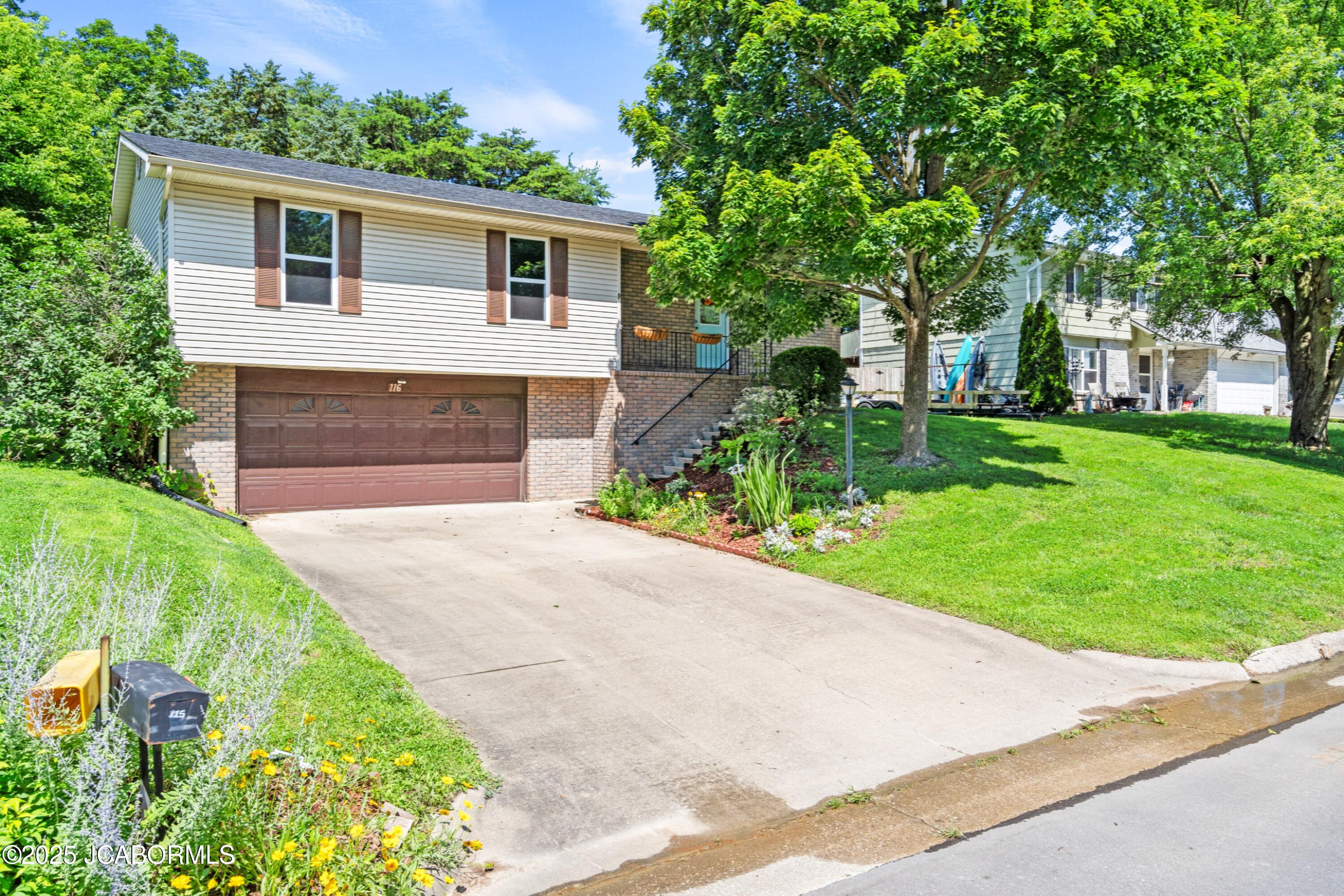 116 Arden Drive Property Photo 1
