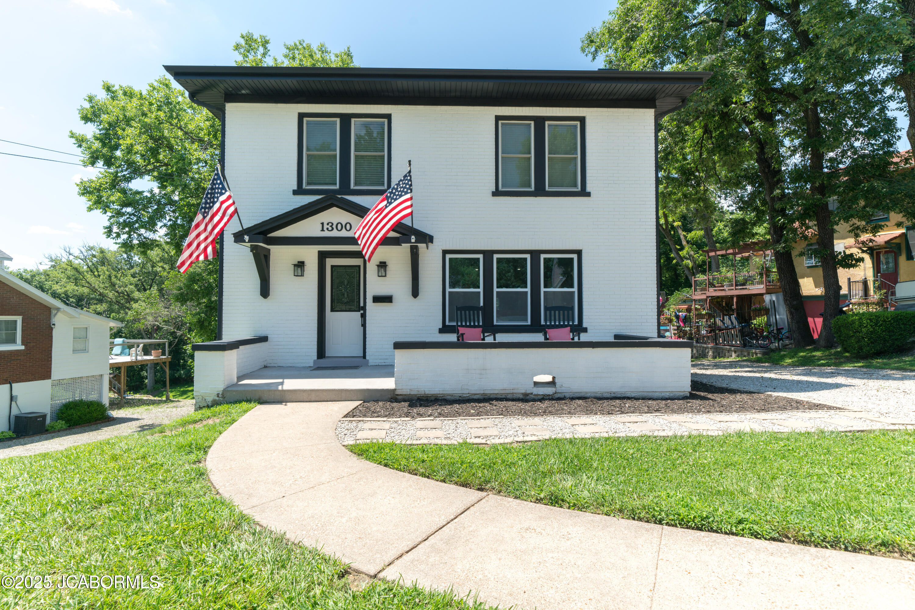 1300 Moreland Avenue Property Photo 1