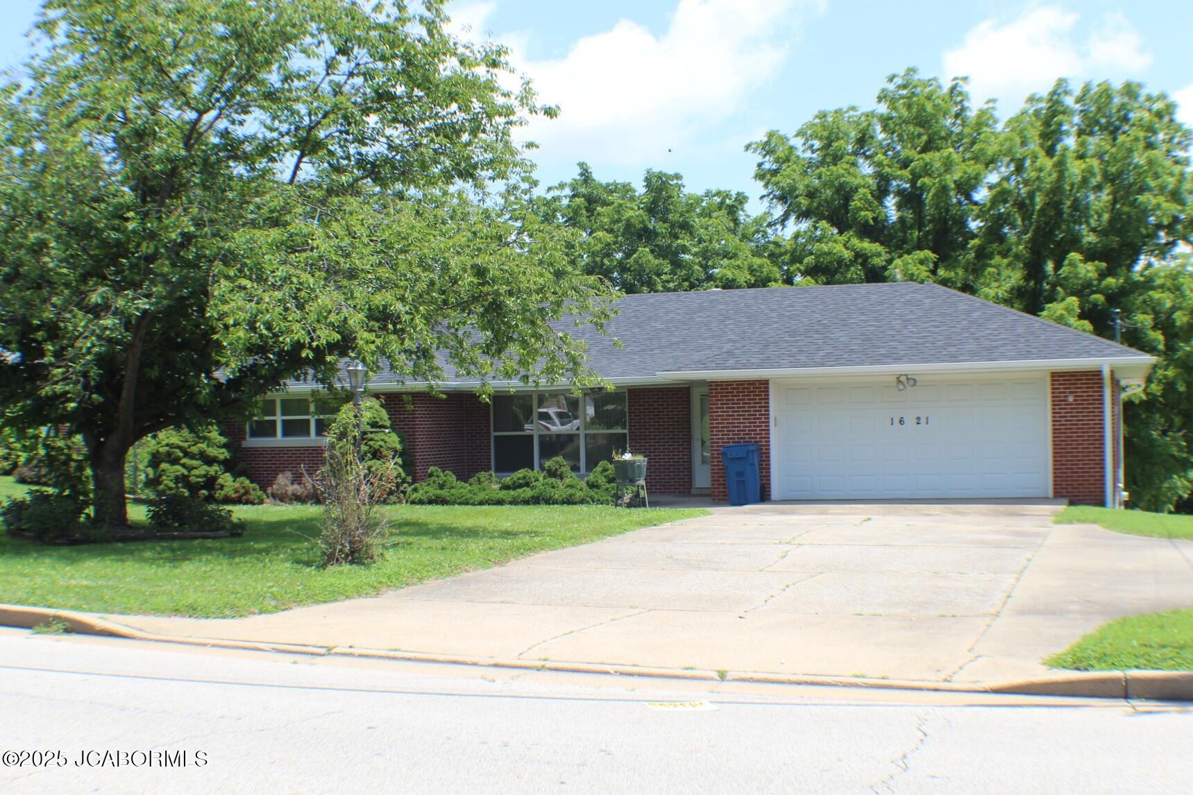 1621 Green Berry Road Property Photo 1