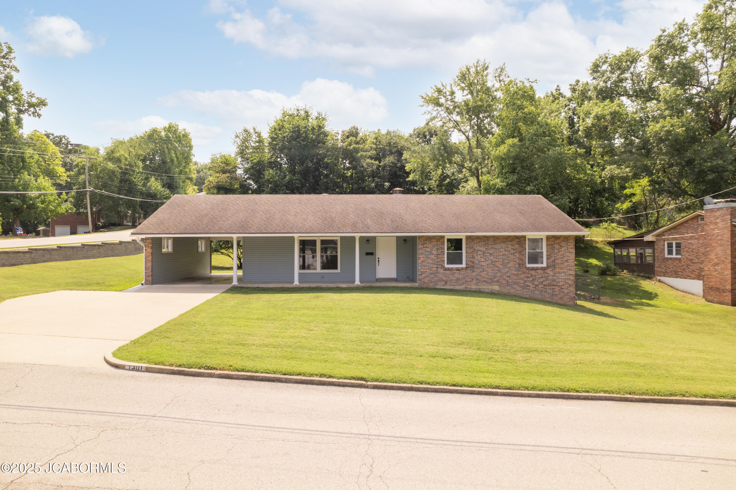 1301 Rosevalley Drive Property Photo 1