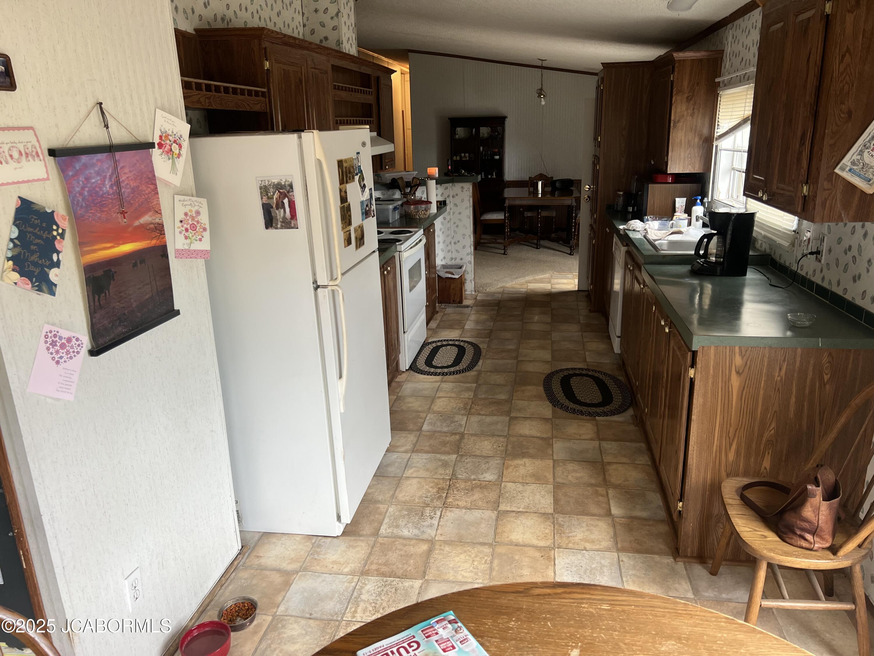 120 Oakbriar Lane Property Photo 3