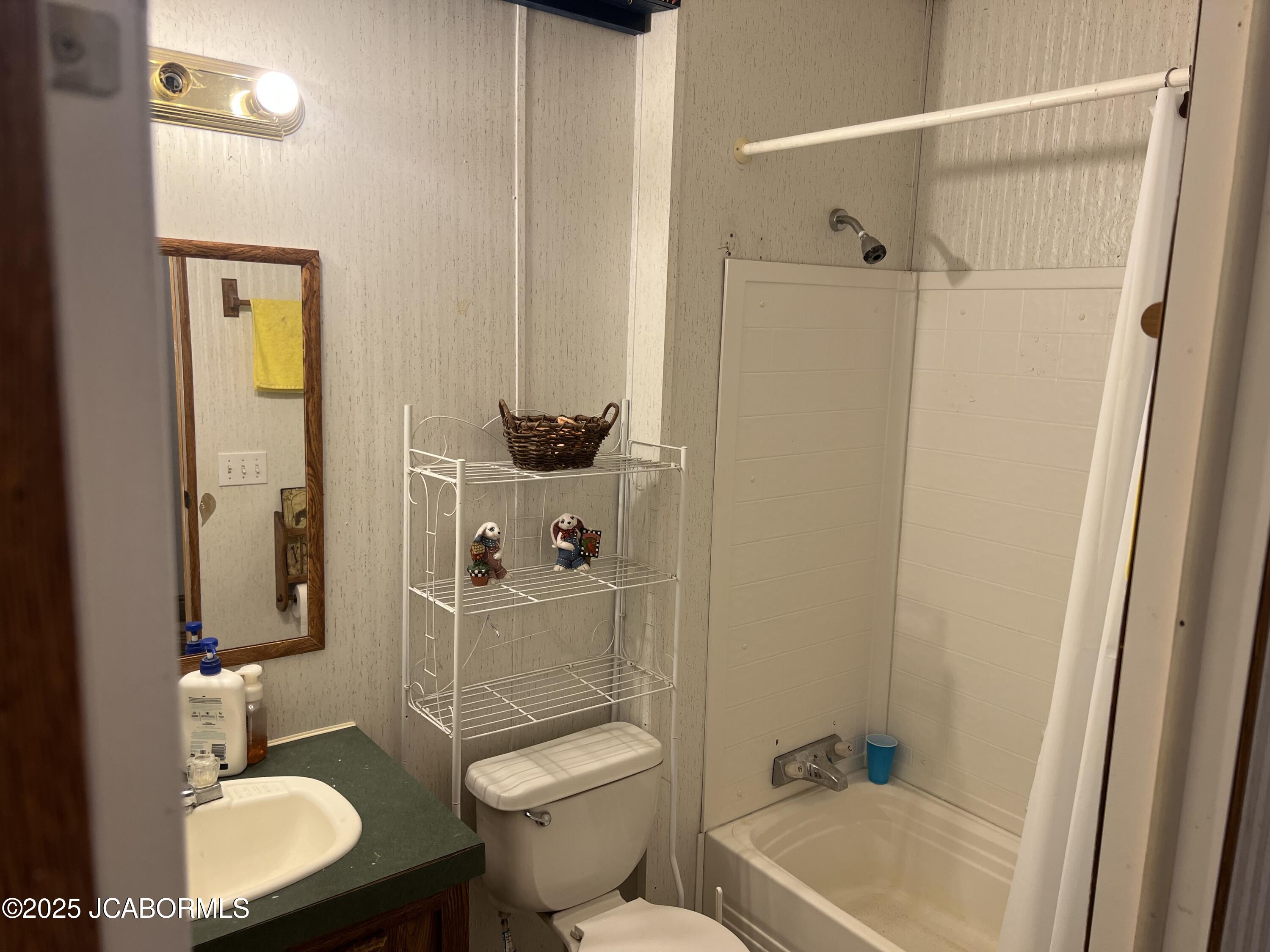 120 Oakbriar Lane Property Photo 13