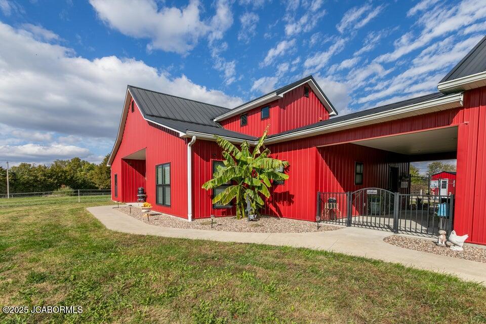 17950 N Old Number 7 Property Photo 8