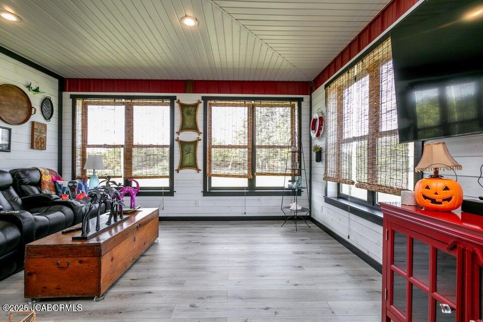 17950 N Old Number 7 Property Photo 25