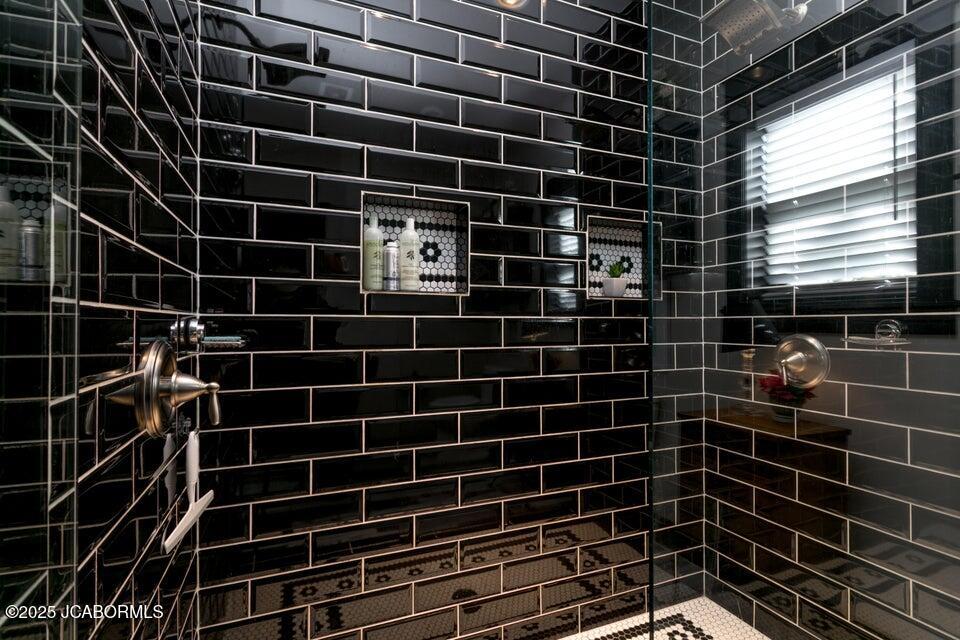 17950 N Old Number 7 Property Photo 43