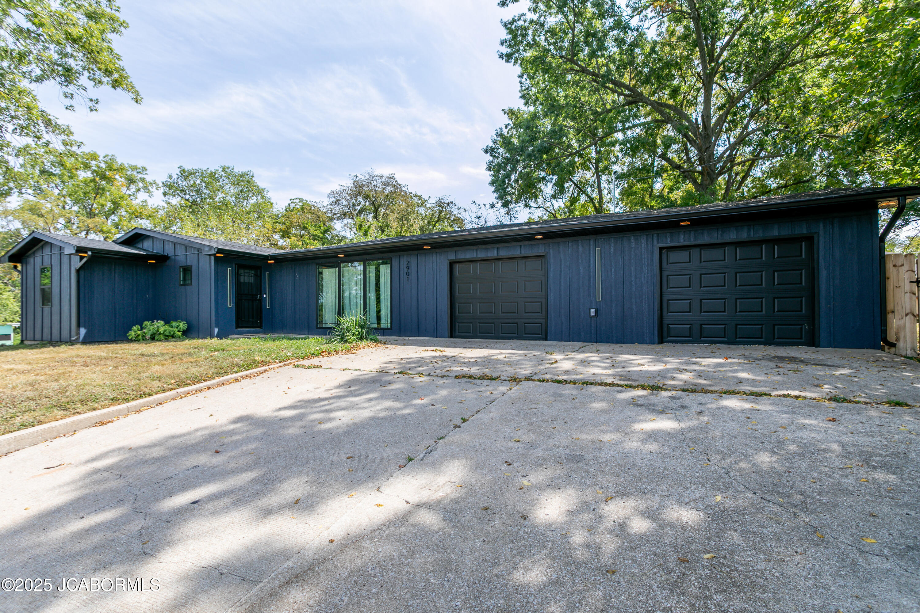 2901 Kenborg Property Photo 1