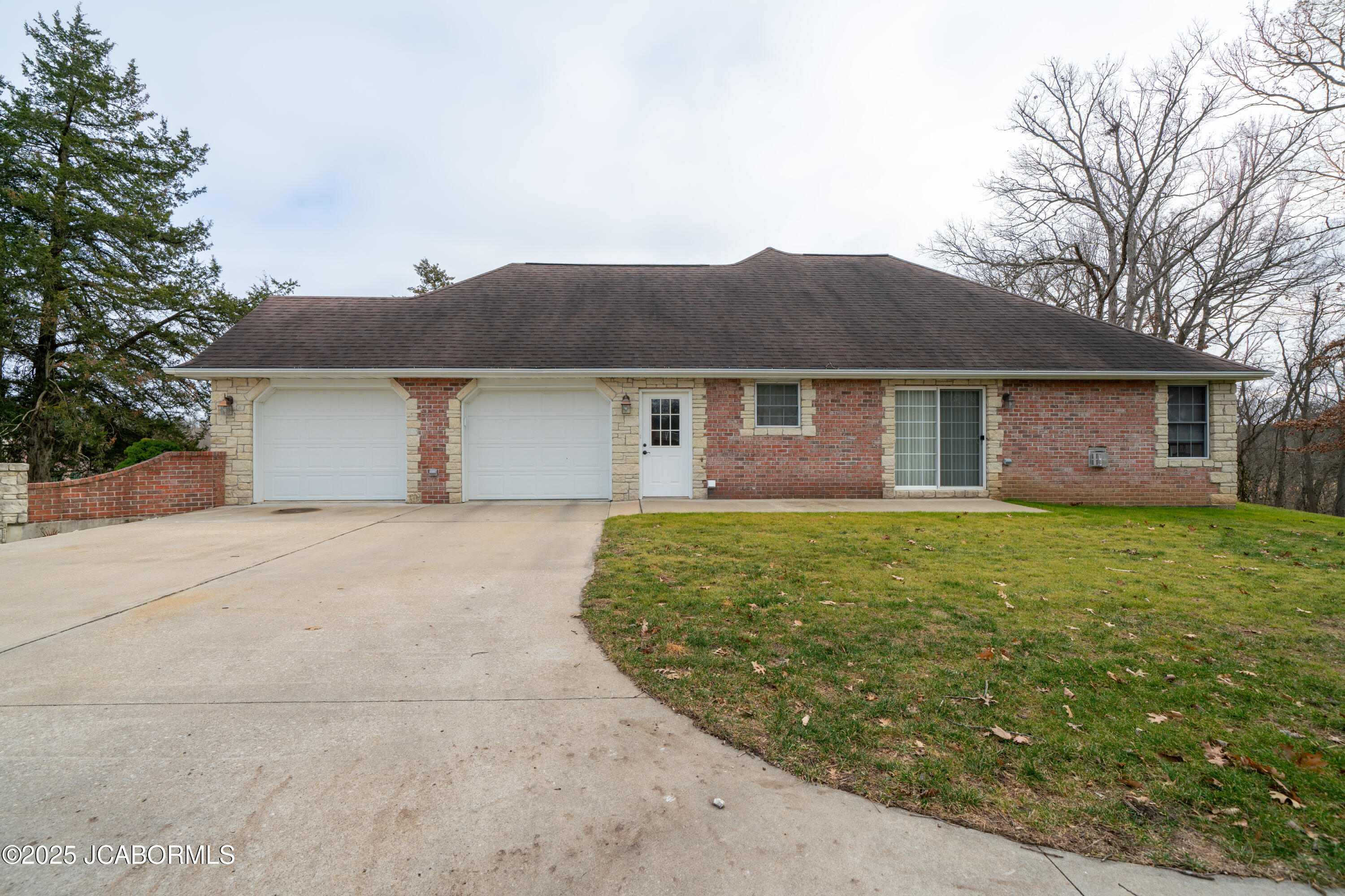 2328 Green Meadow Drive Property Photo 15