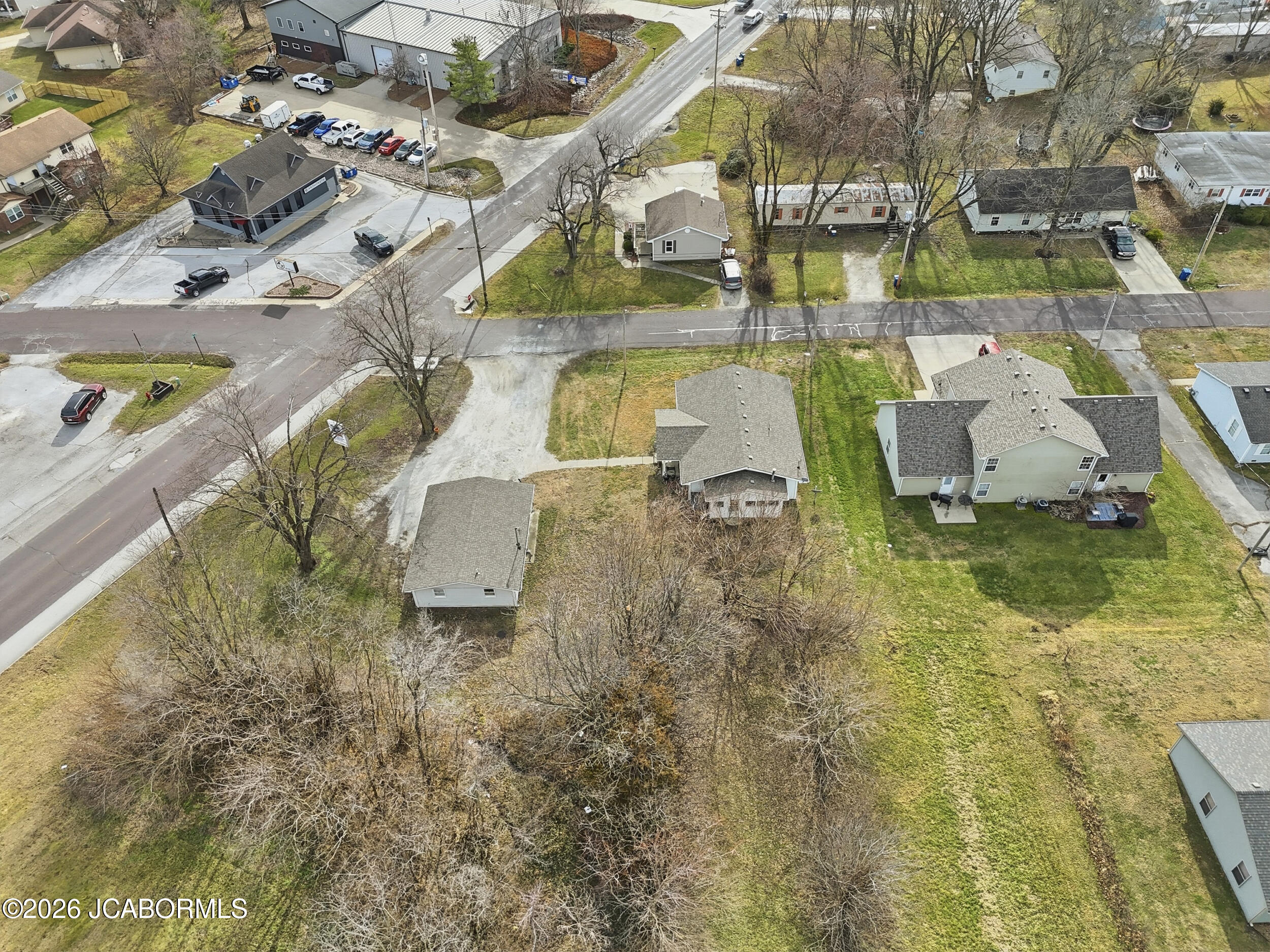 209 E JOHNSON AVENUE Property Photo 1