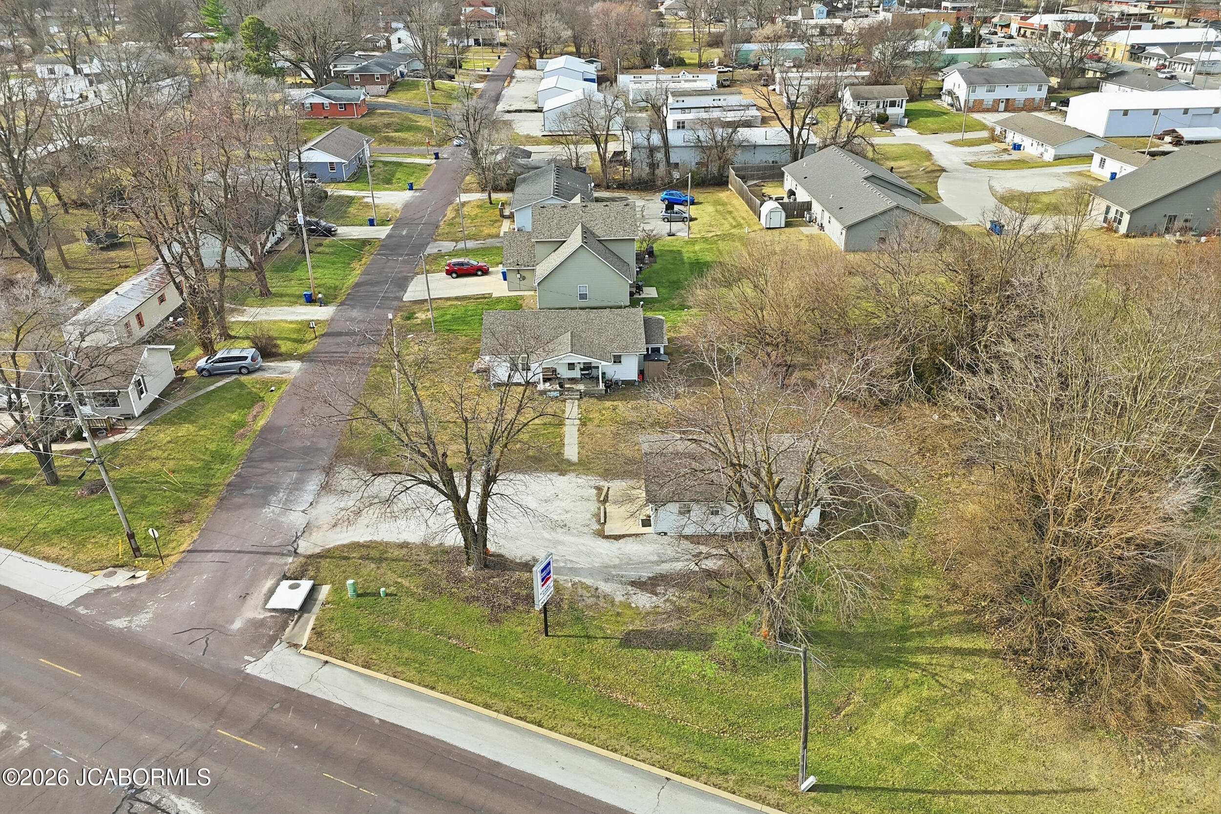 209 E Johnson Avenue Property Photo 4