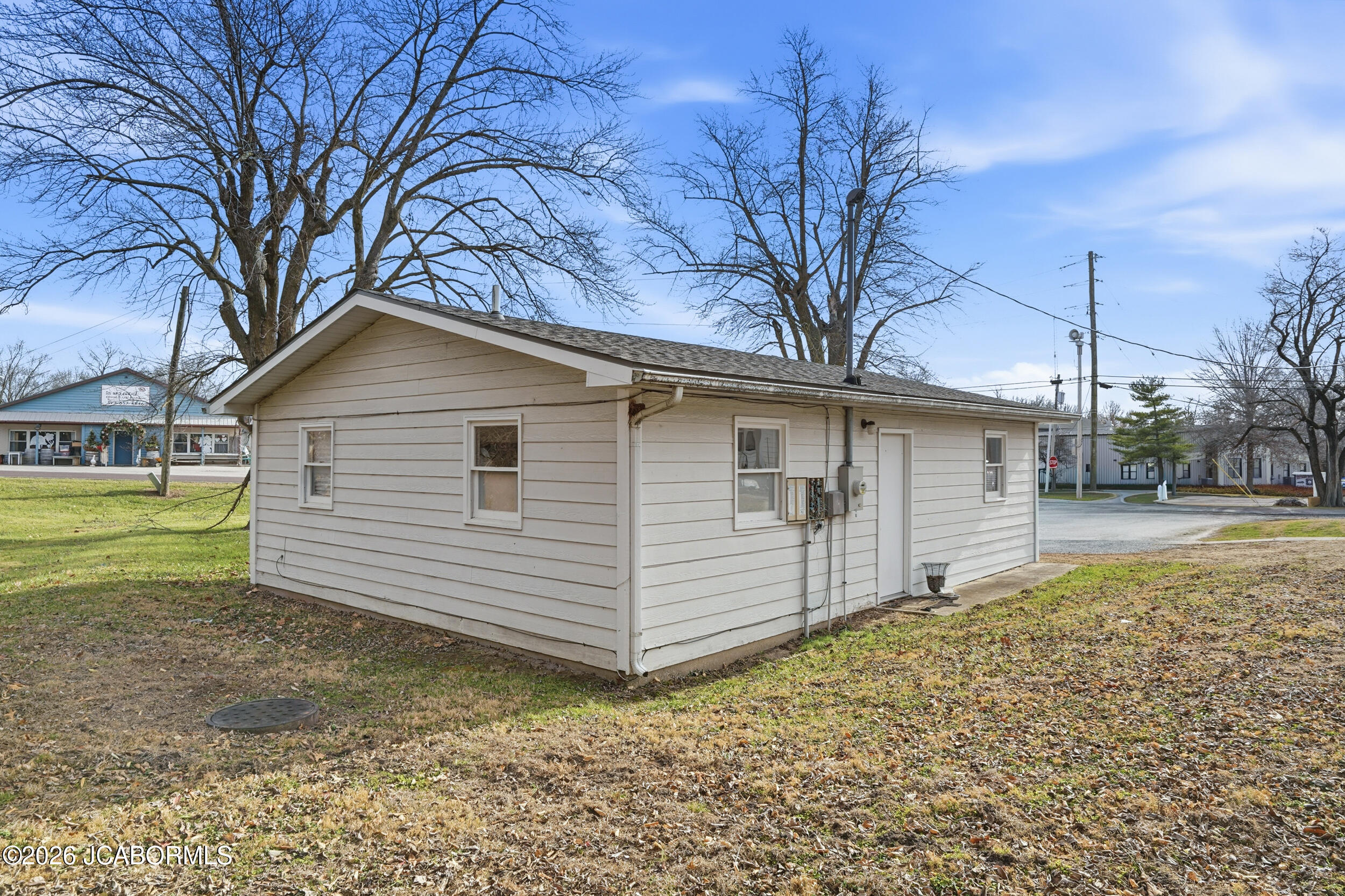 209 E Johnson Avenue Property Photo 12