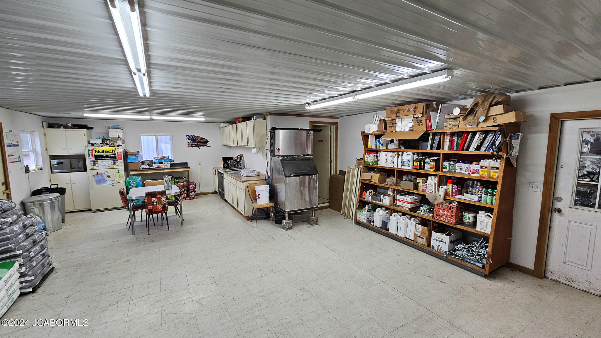 2110 N Bluff St Property Photo 50