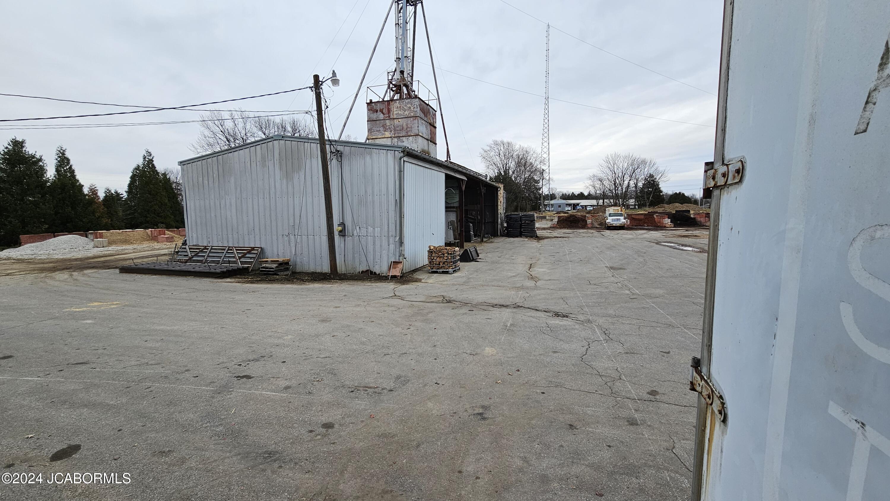 2110 N Bluff St Property Photo 62