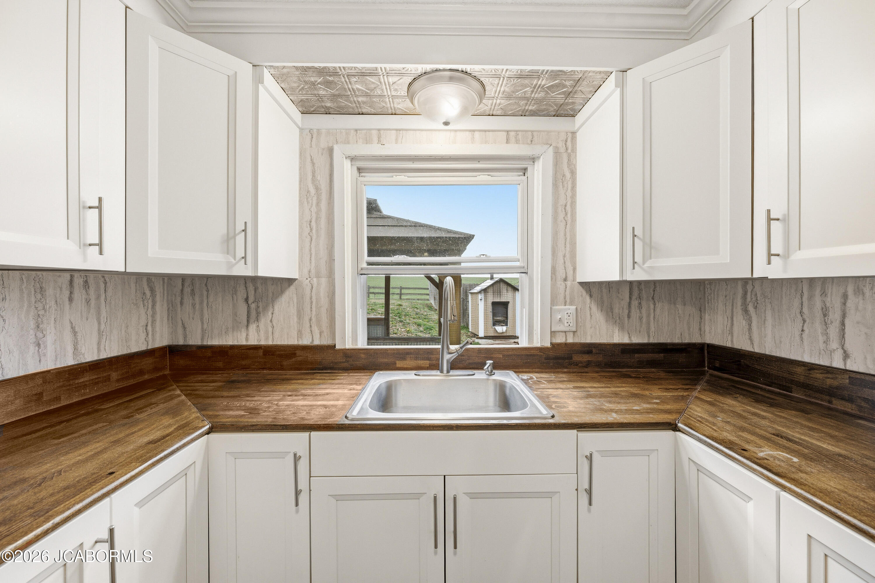 8650 State Road Bb Property Photo 5