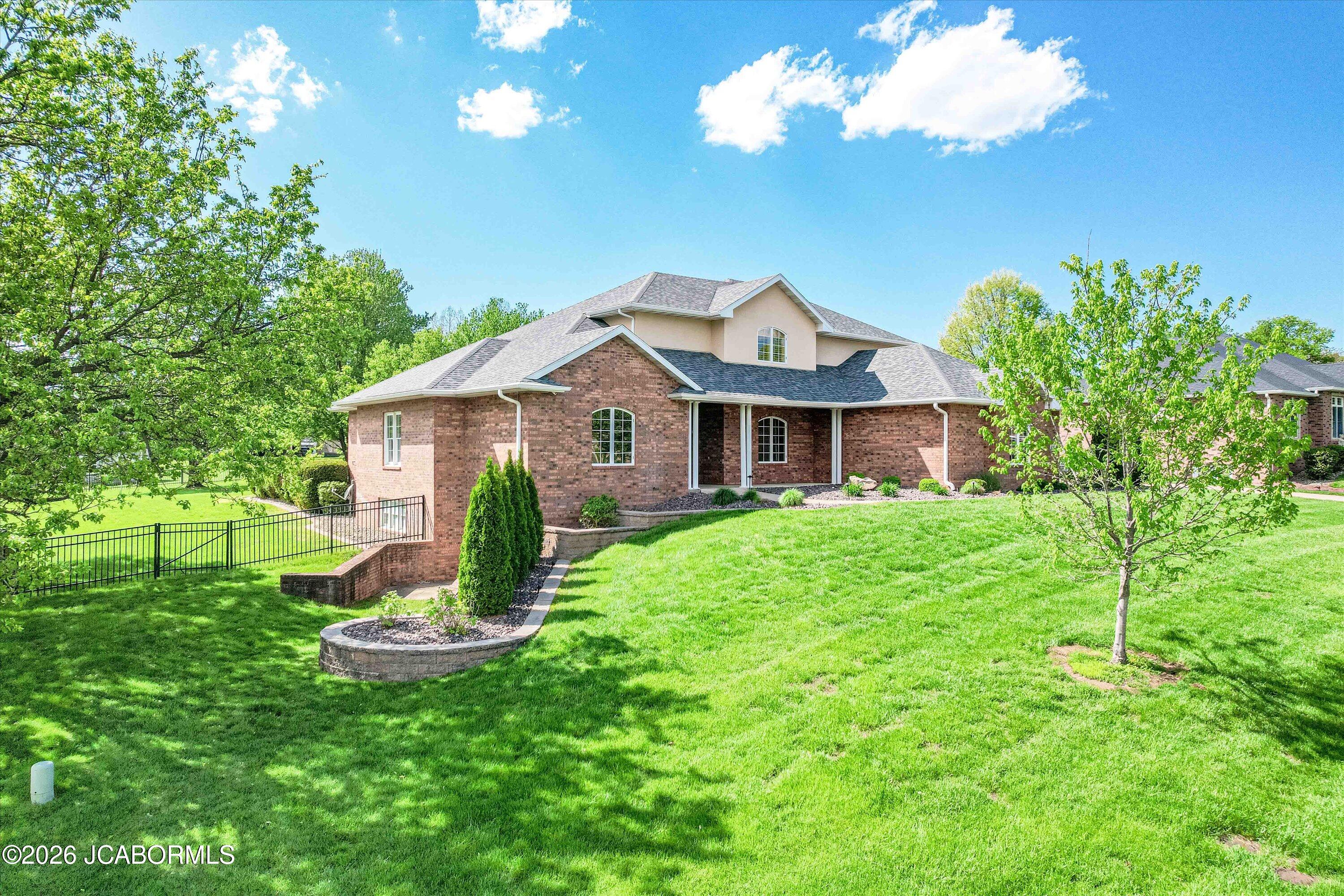 616 S Eagle Trace Property Photo 4