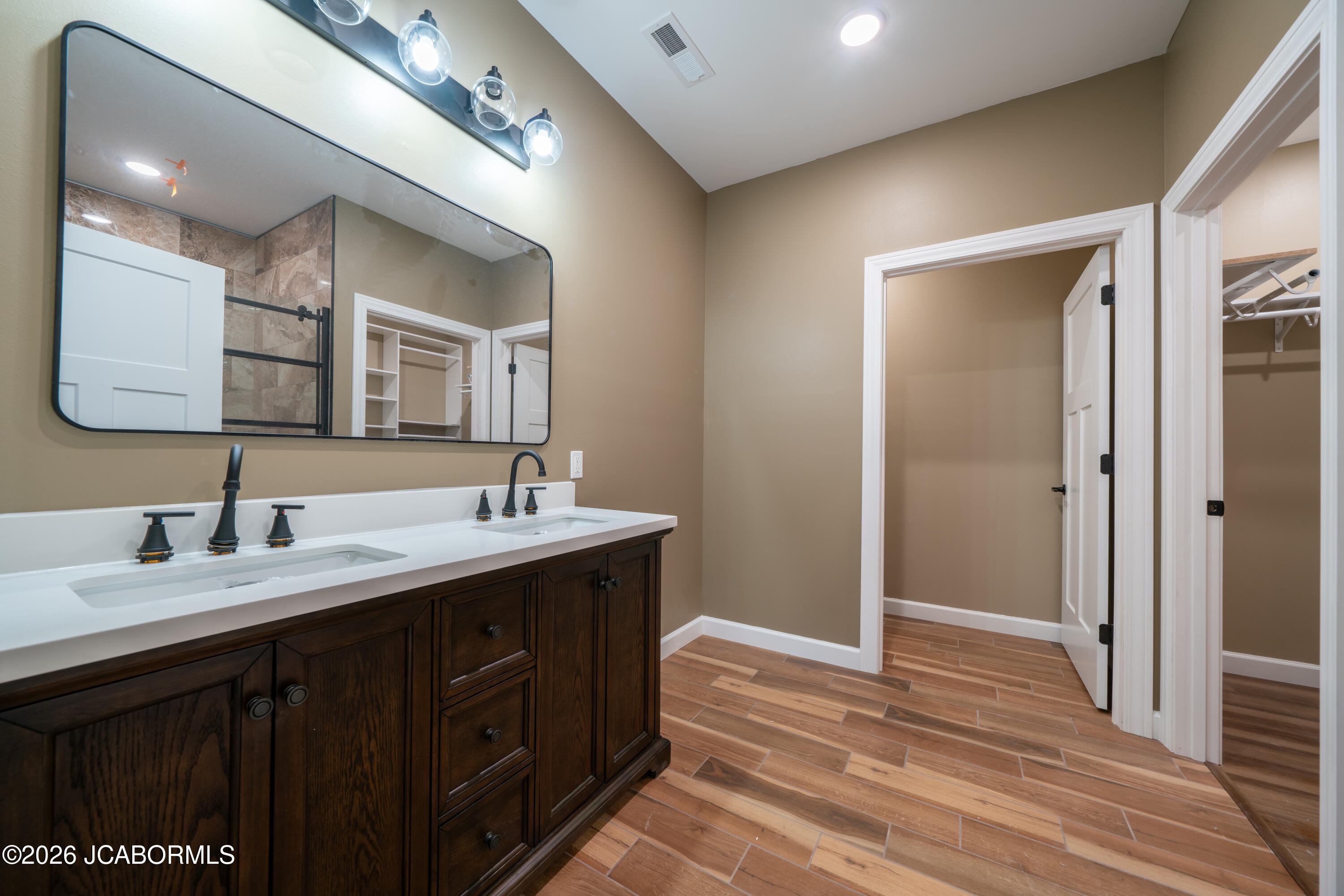 779 Vine Drive Property Photo 24