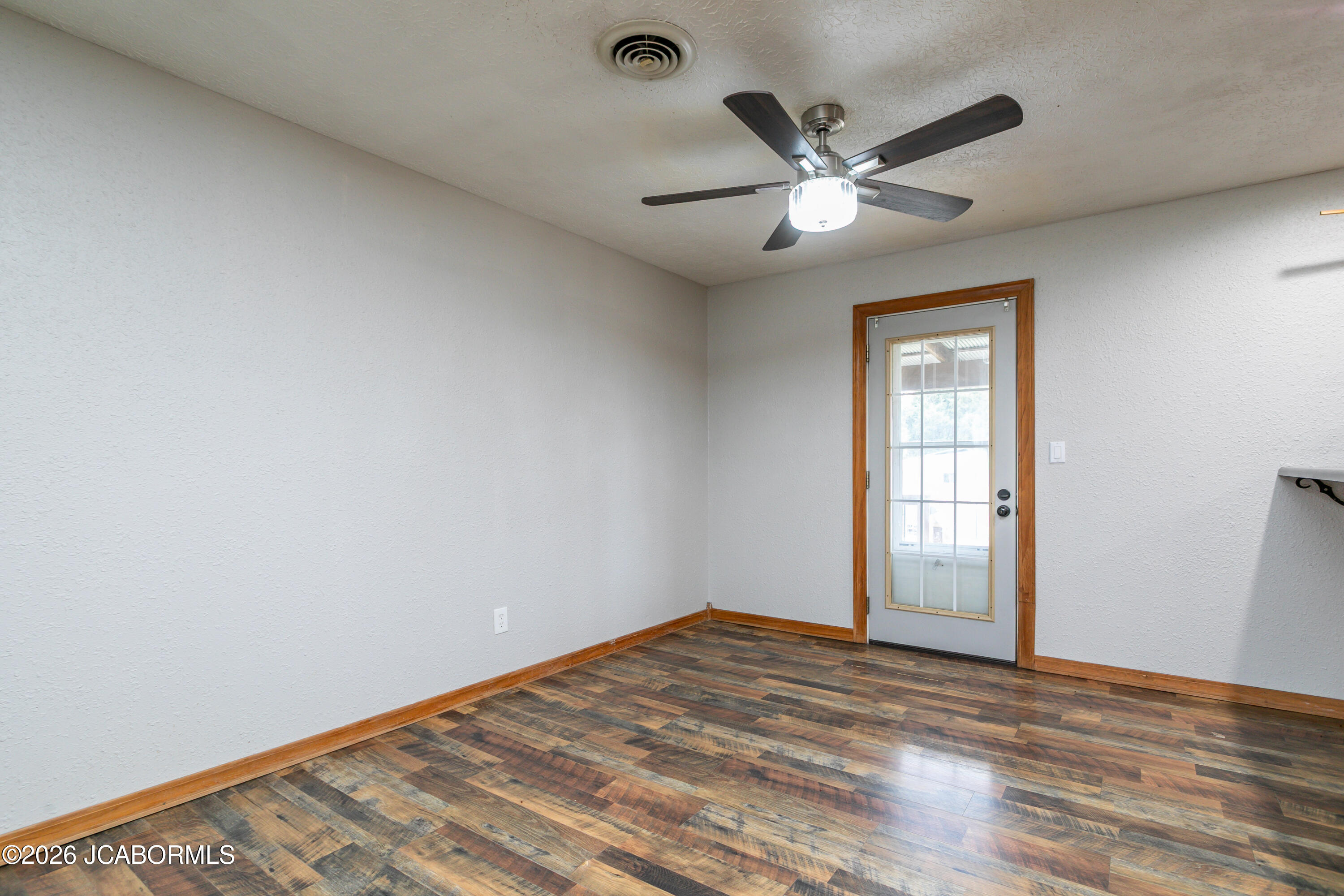 13820 State Highway O Property Photo 4