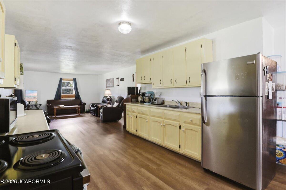 509 E Brockman Property Photo 8