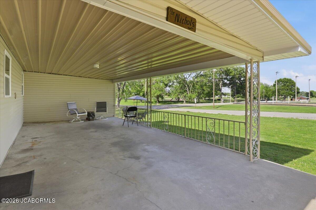 509 E Brockman Property Photo 31