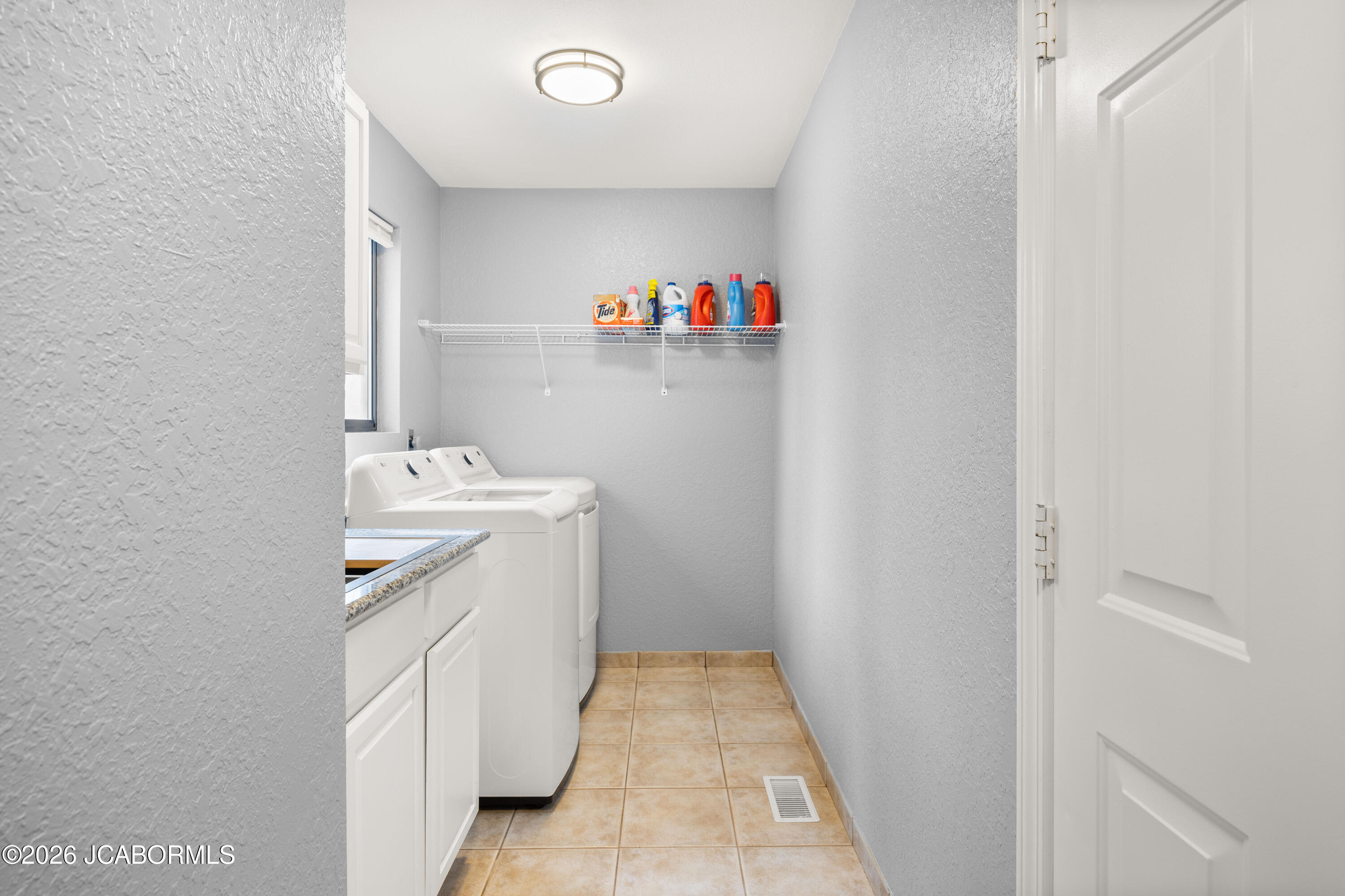 434 Cherokee Road Property Photo 15