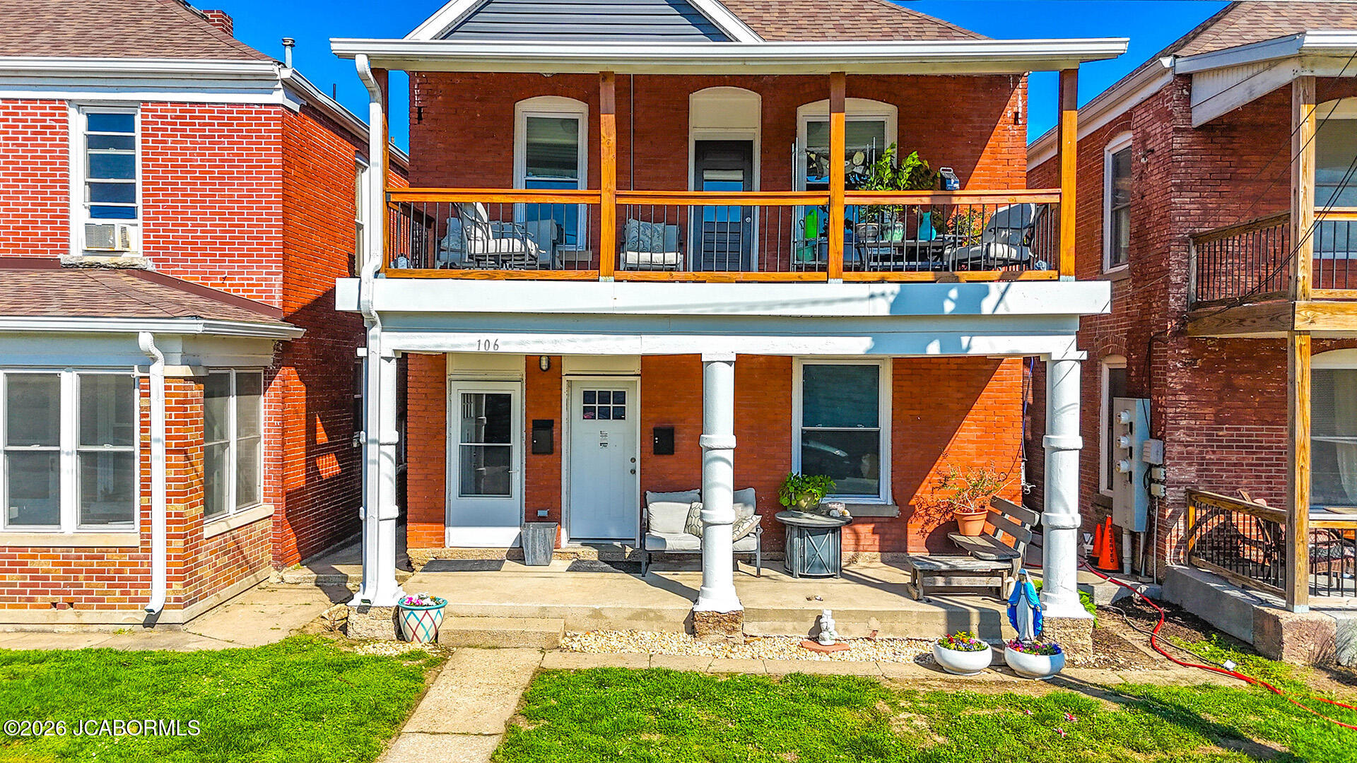 106 Lafayette Street Property Photo 1