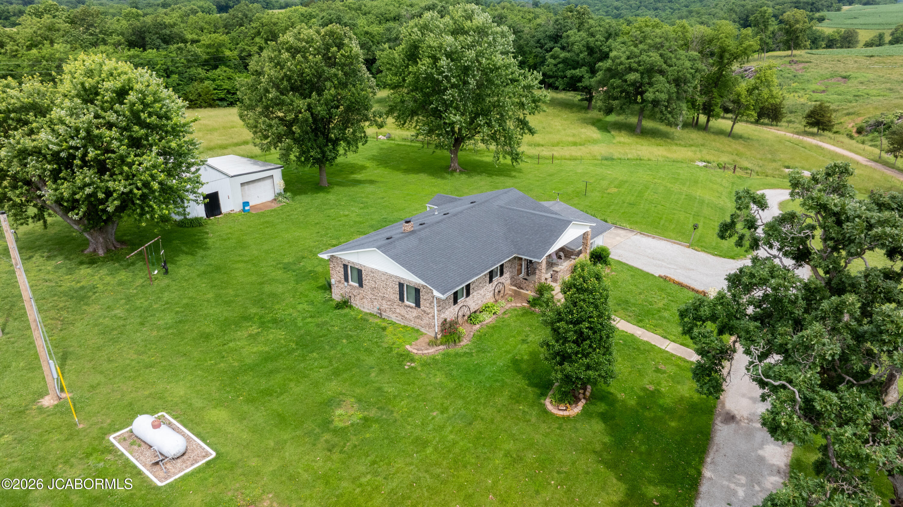 17074 Harris Road Property Photo 4