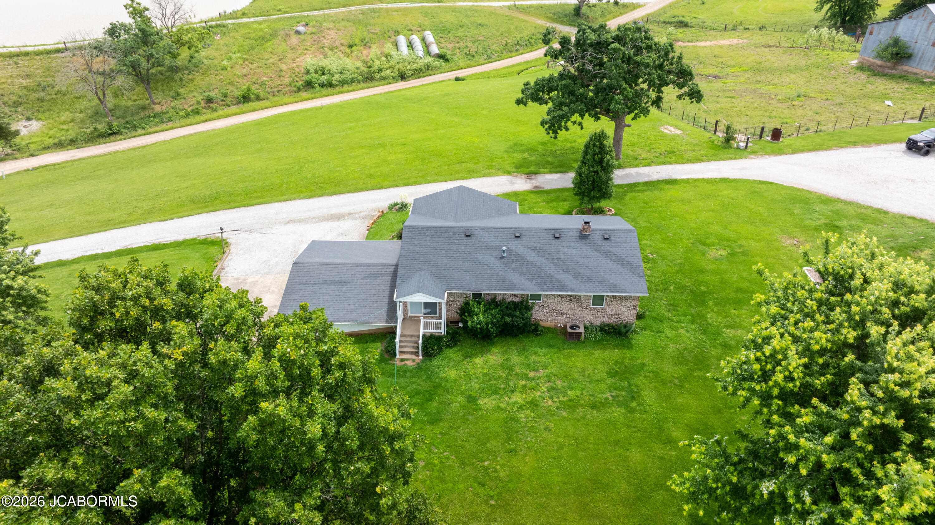 17074 Harris Road Property Photo 12
