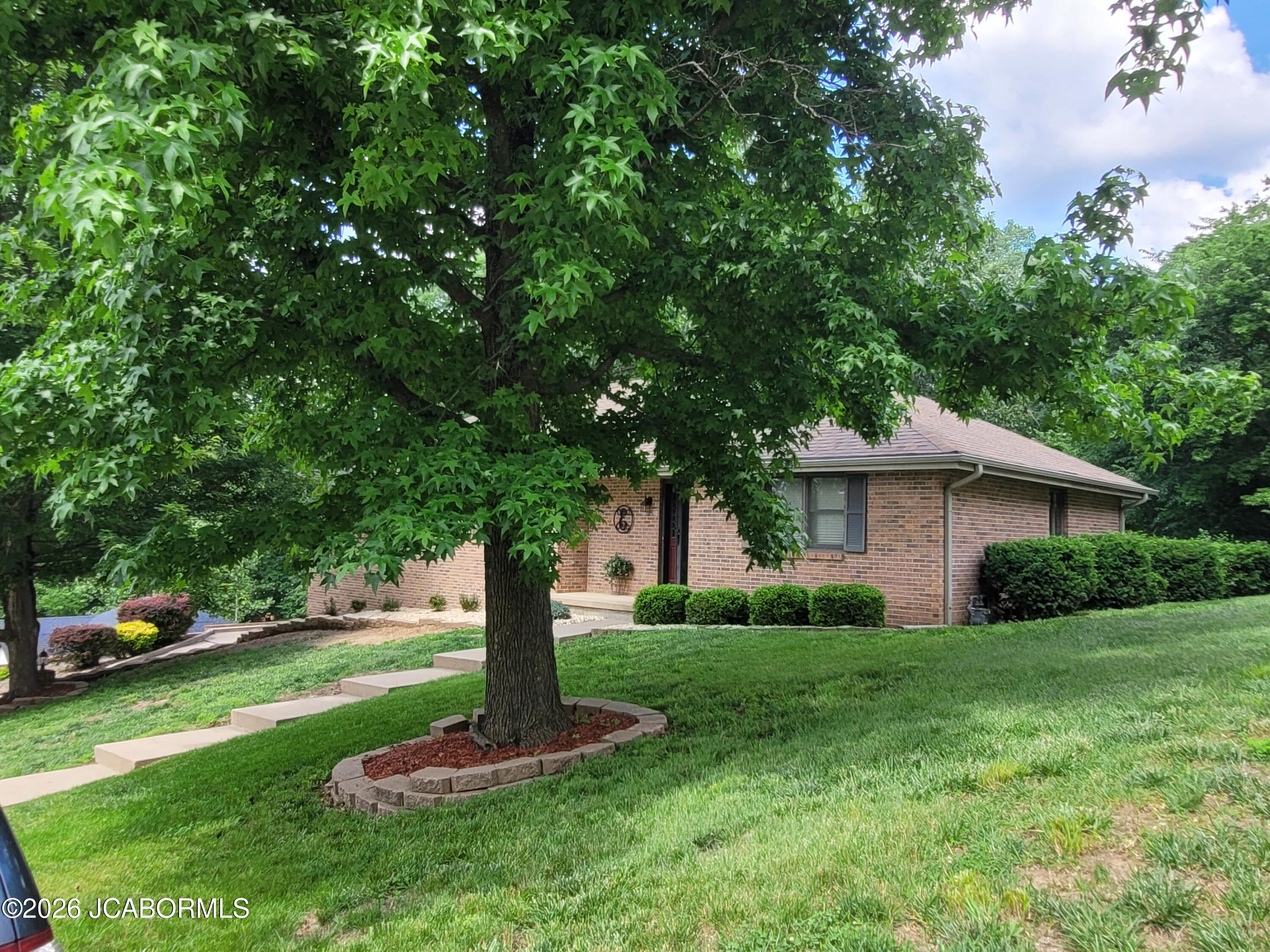108 Kingsbury Court Property Photo 6