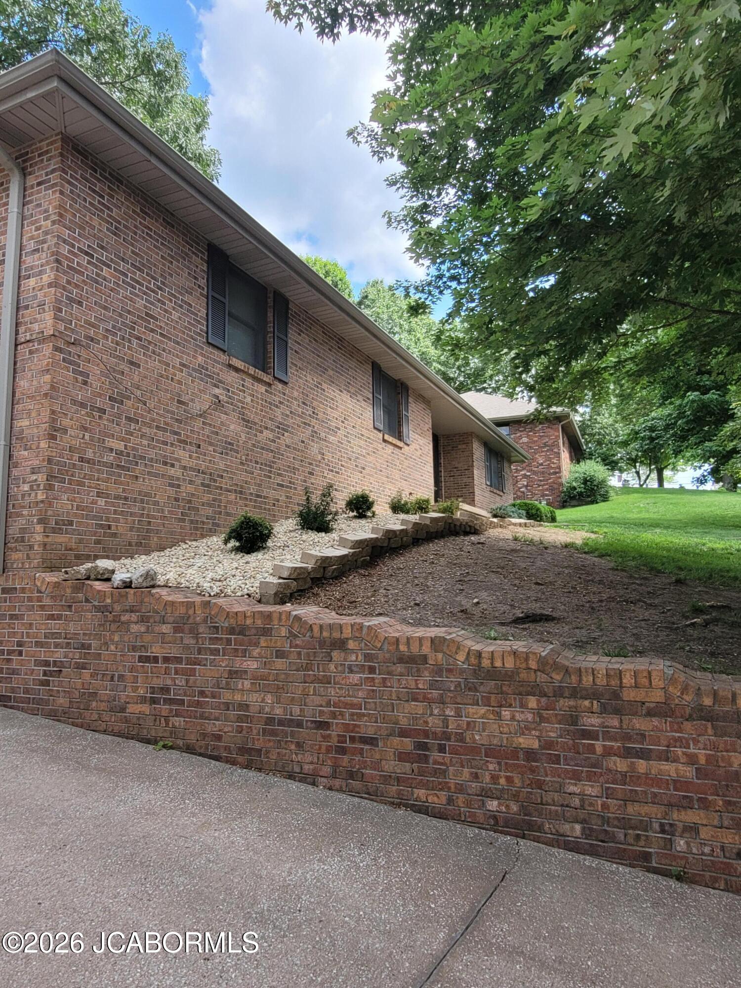 108 Kingsbury Court Property Photo 17