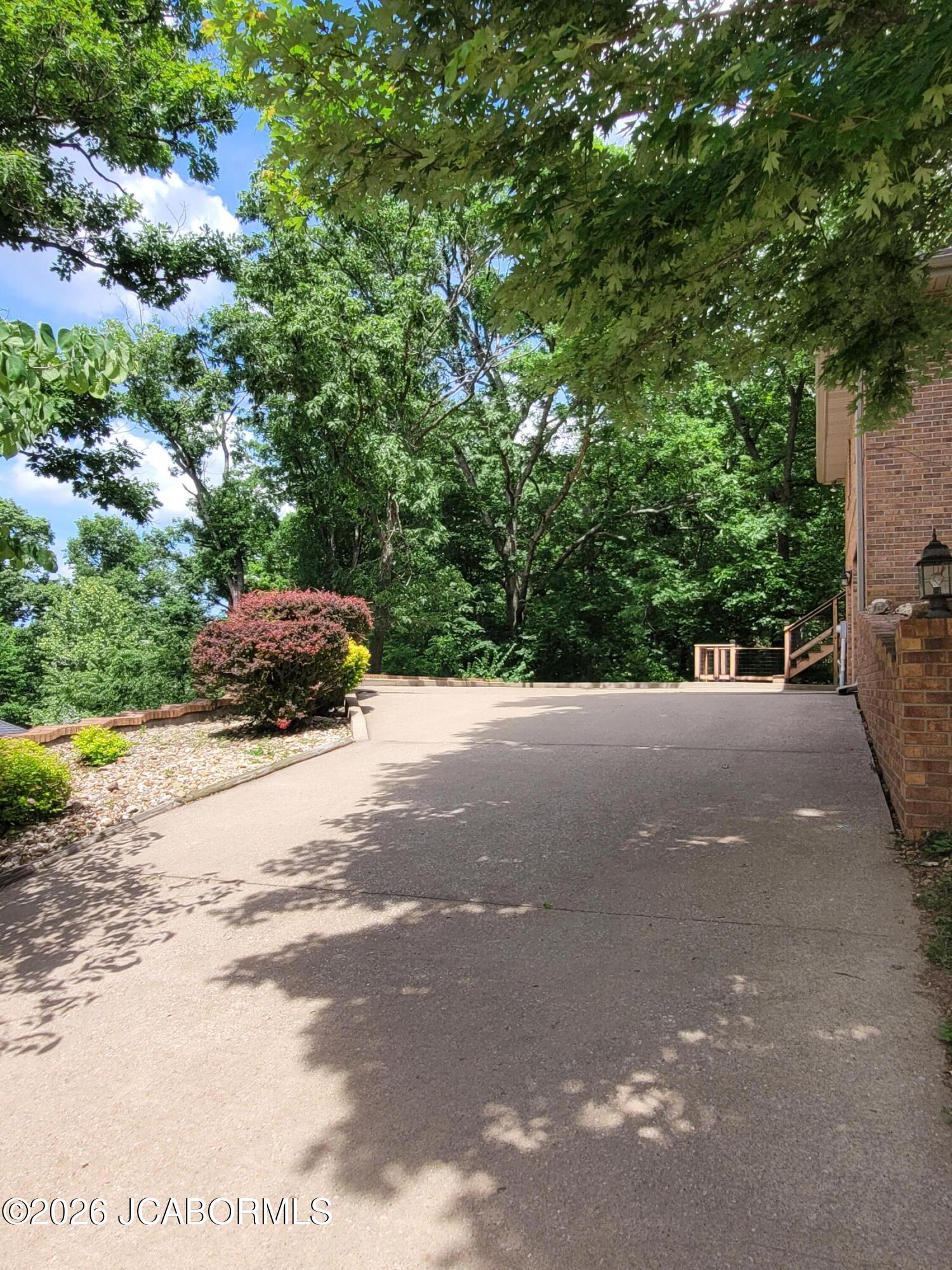 108 Kingsbury Court Property Photo 19