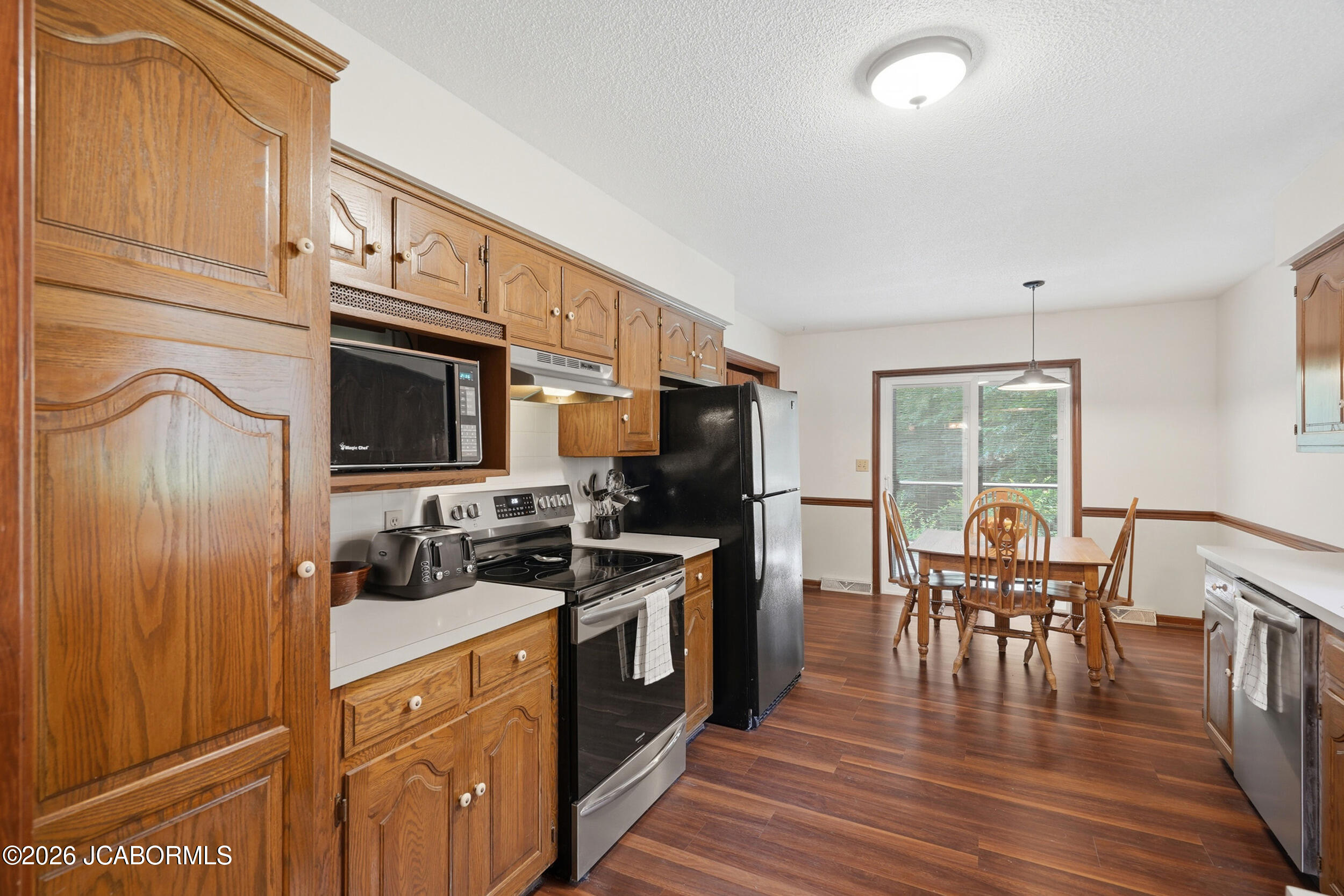 108 Kingsbury Court Property Photo 29