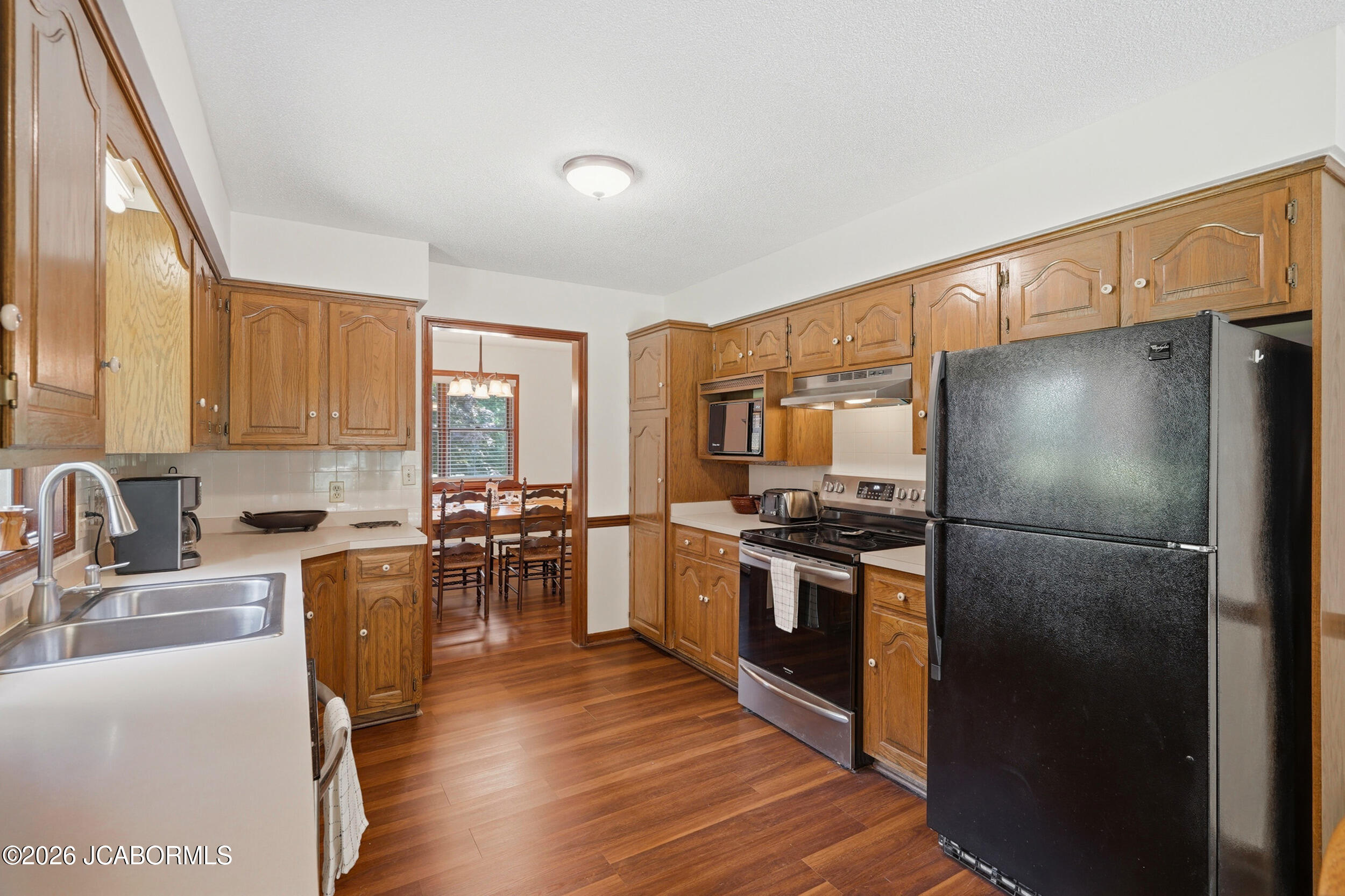 108 Kingsbury Court Property Photo 31