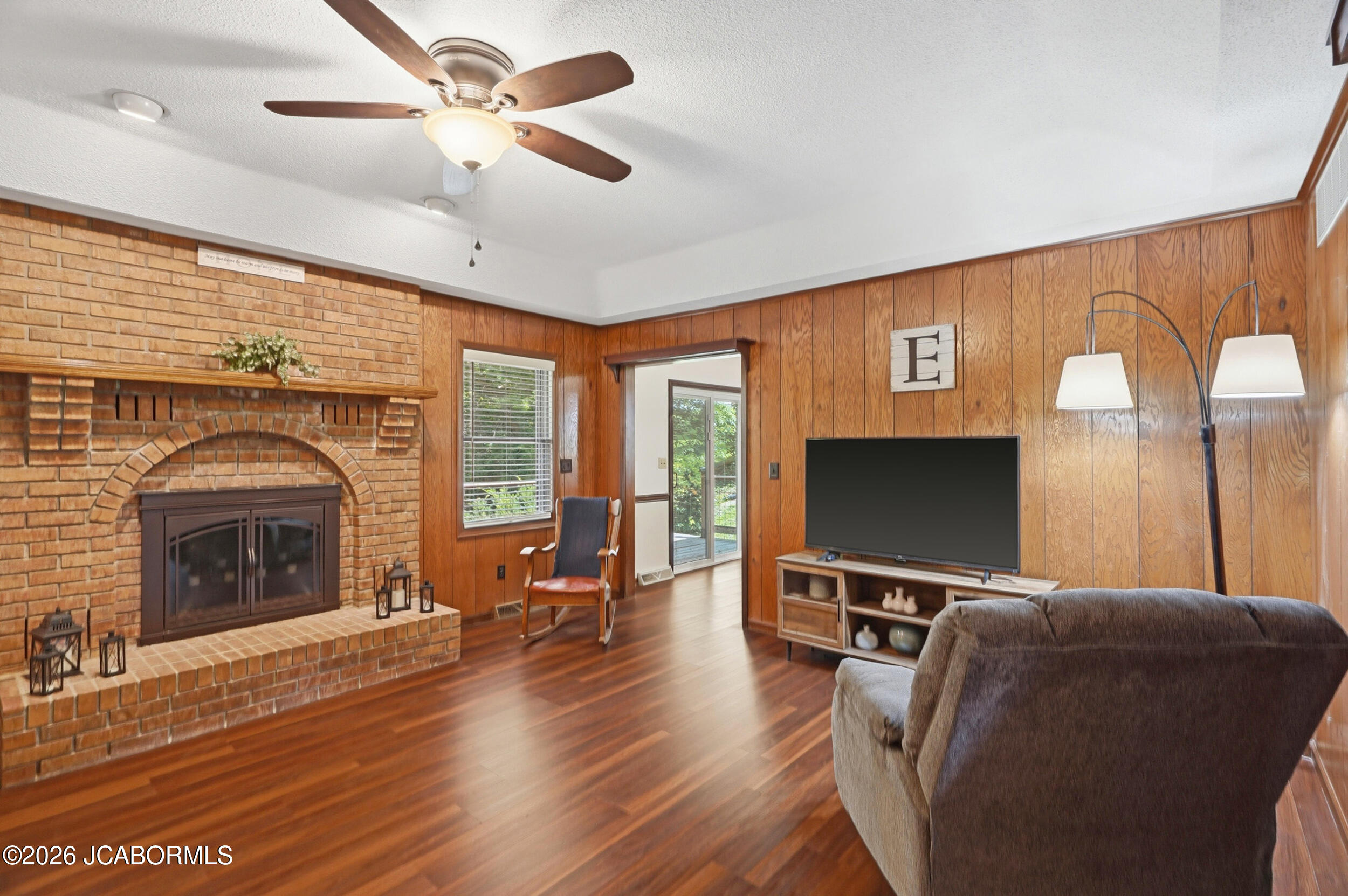 108 Kingsbury Court Property Photo 37