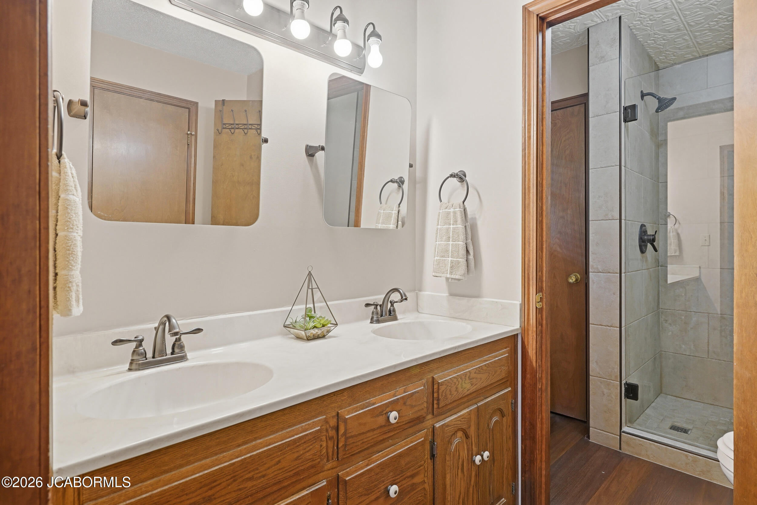 108 Kingsbury Court Property Photo 45