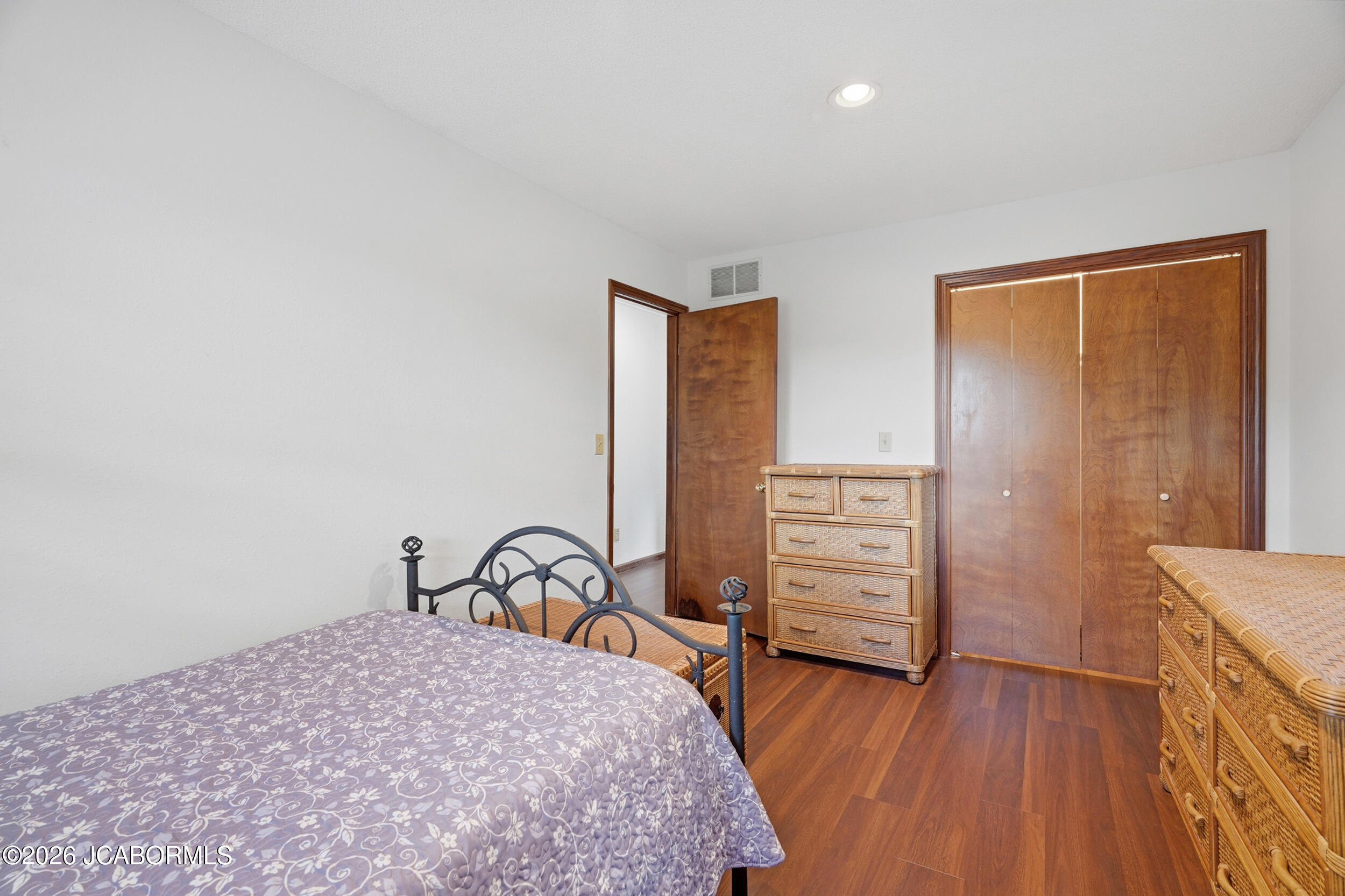 108 Kingsbury Court Property Photo 49